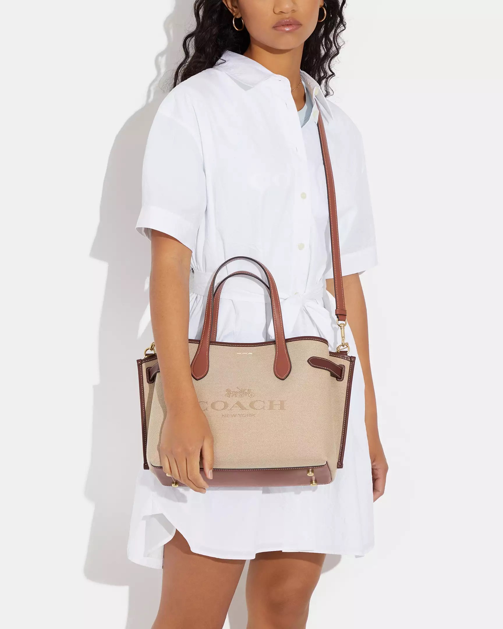 Túi Hanna Carryall Bag With Coach CH189 2