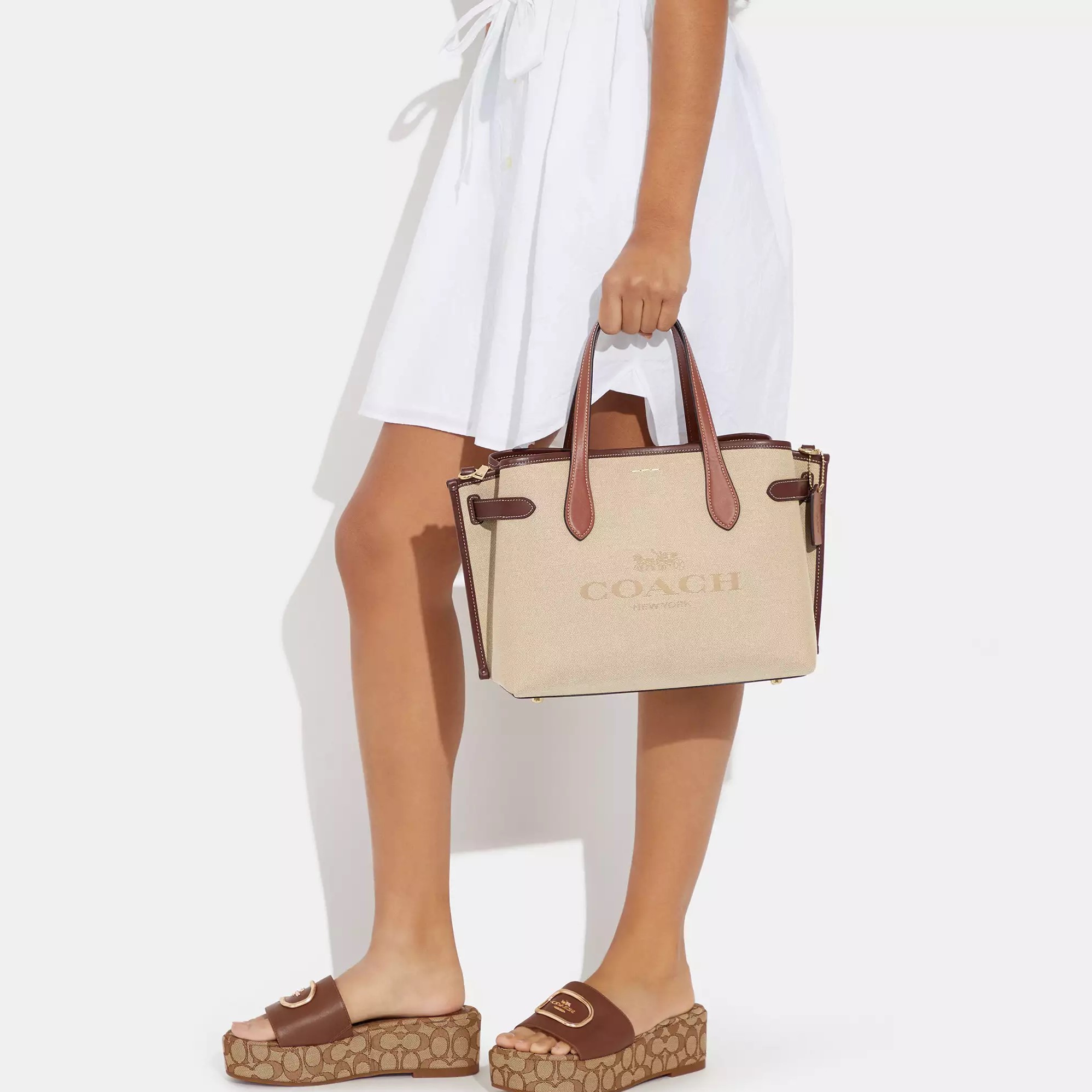 Túi Hanna Carryall Bag With Coach CH189 4