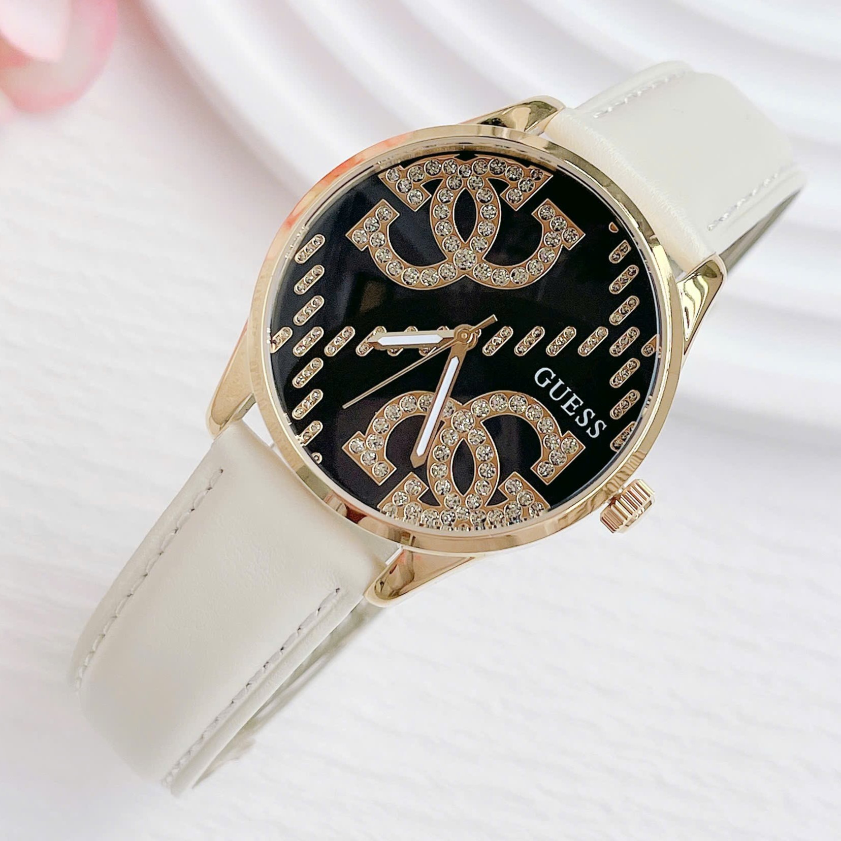 Đồng hồ nữ Guess Ladies Black Gold Tone Analog Watch GW0755L3 7