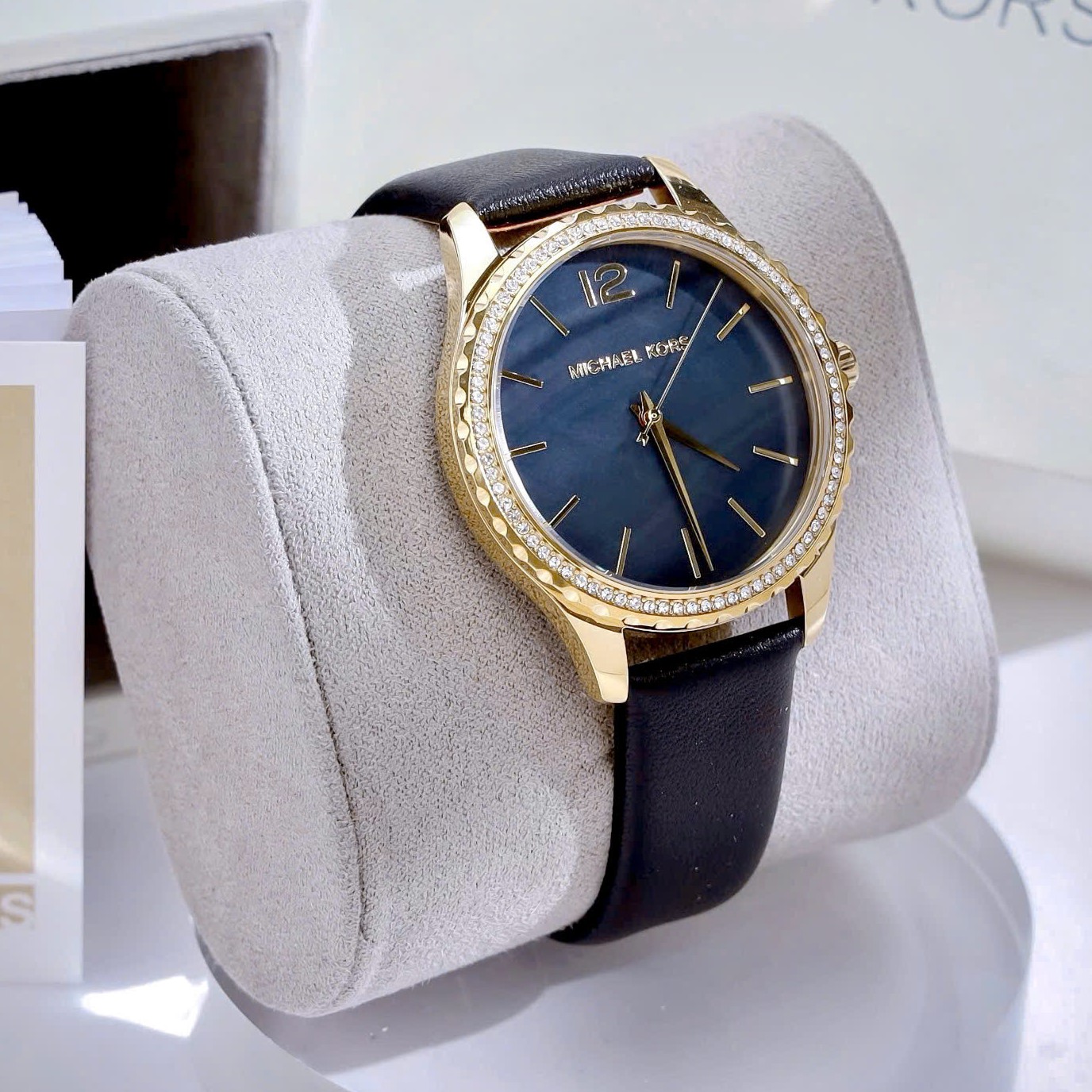 Đồng hồ Michael Kors Layton Three Hand Mother of Pearl Black Dial Watch For Women MK2911 6