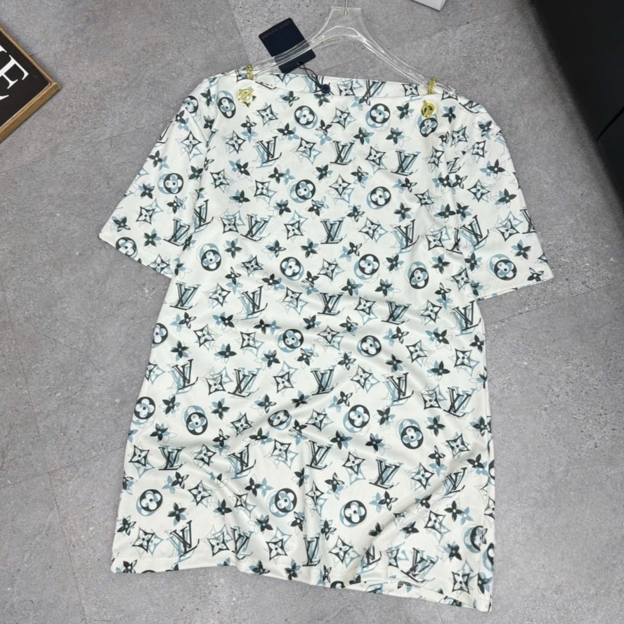 Áo thun nữ Louis Vuitton trễ vai 6