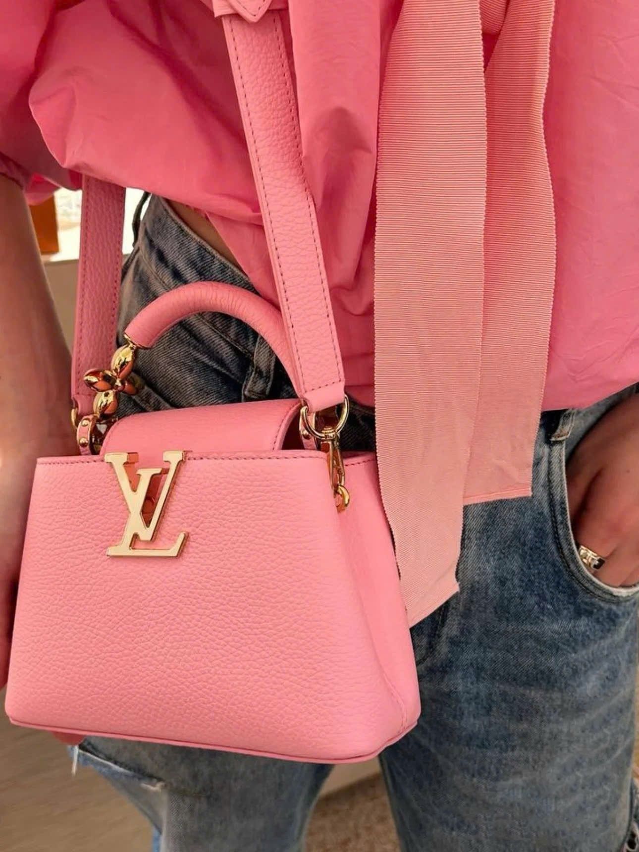 Túi Xách Tay Nữ Louis Vuitton Capucines Mini Marshmallow Pink 6