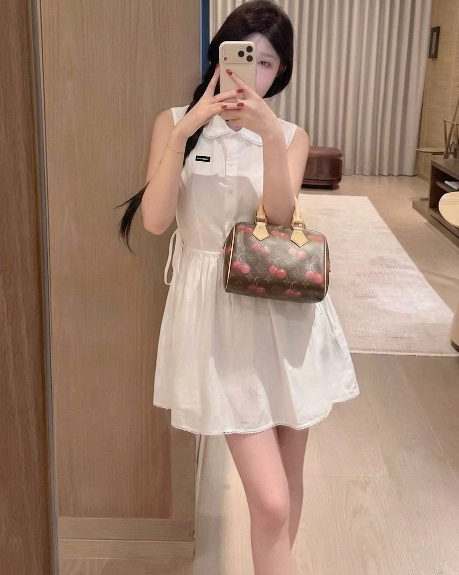Áo đầm xòe sát nách xanh dương và trắng Miu Miu 1