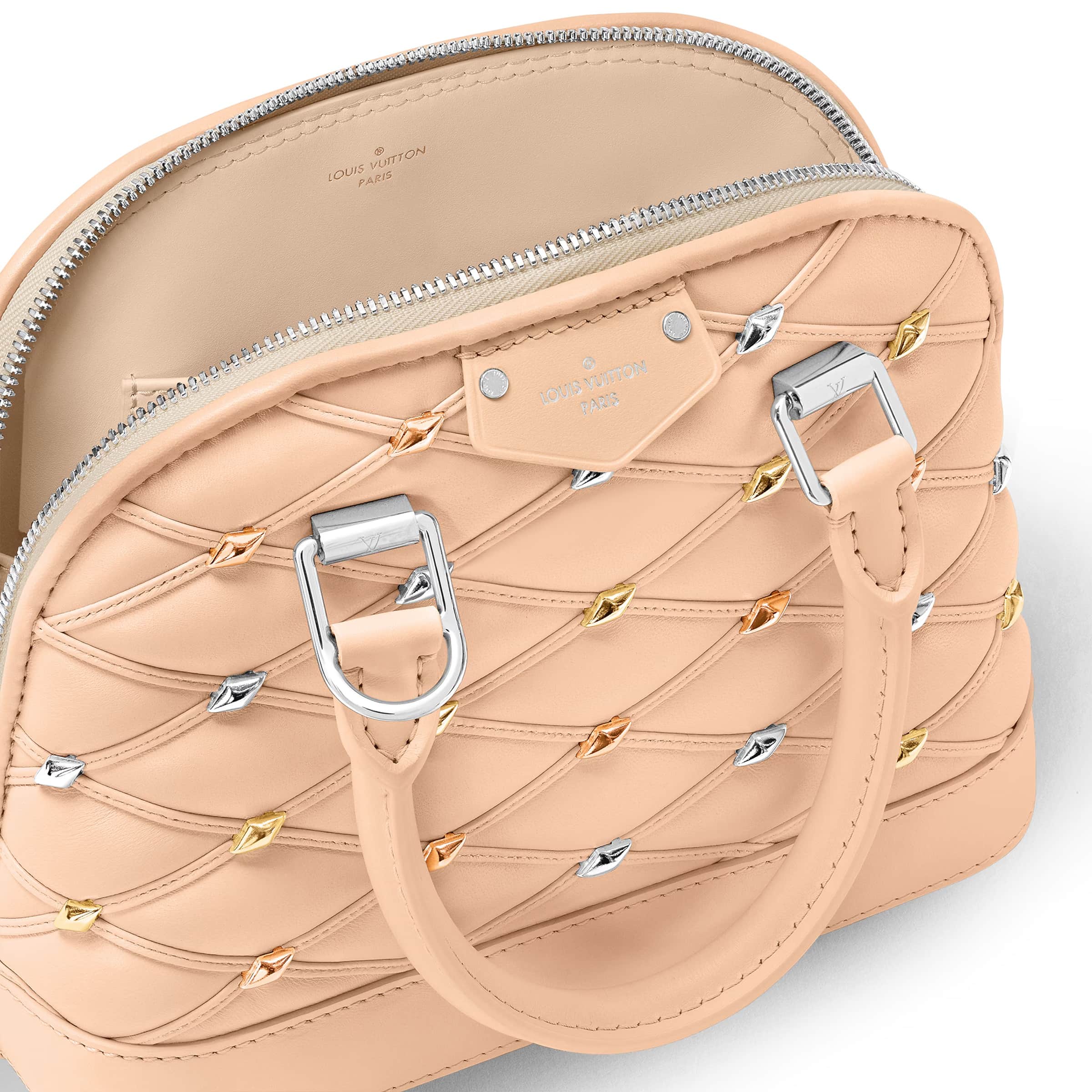 Túi hến LV Louis Vuitton Alma BB Lambskin With Diamond Motif 8