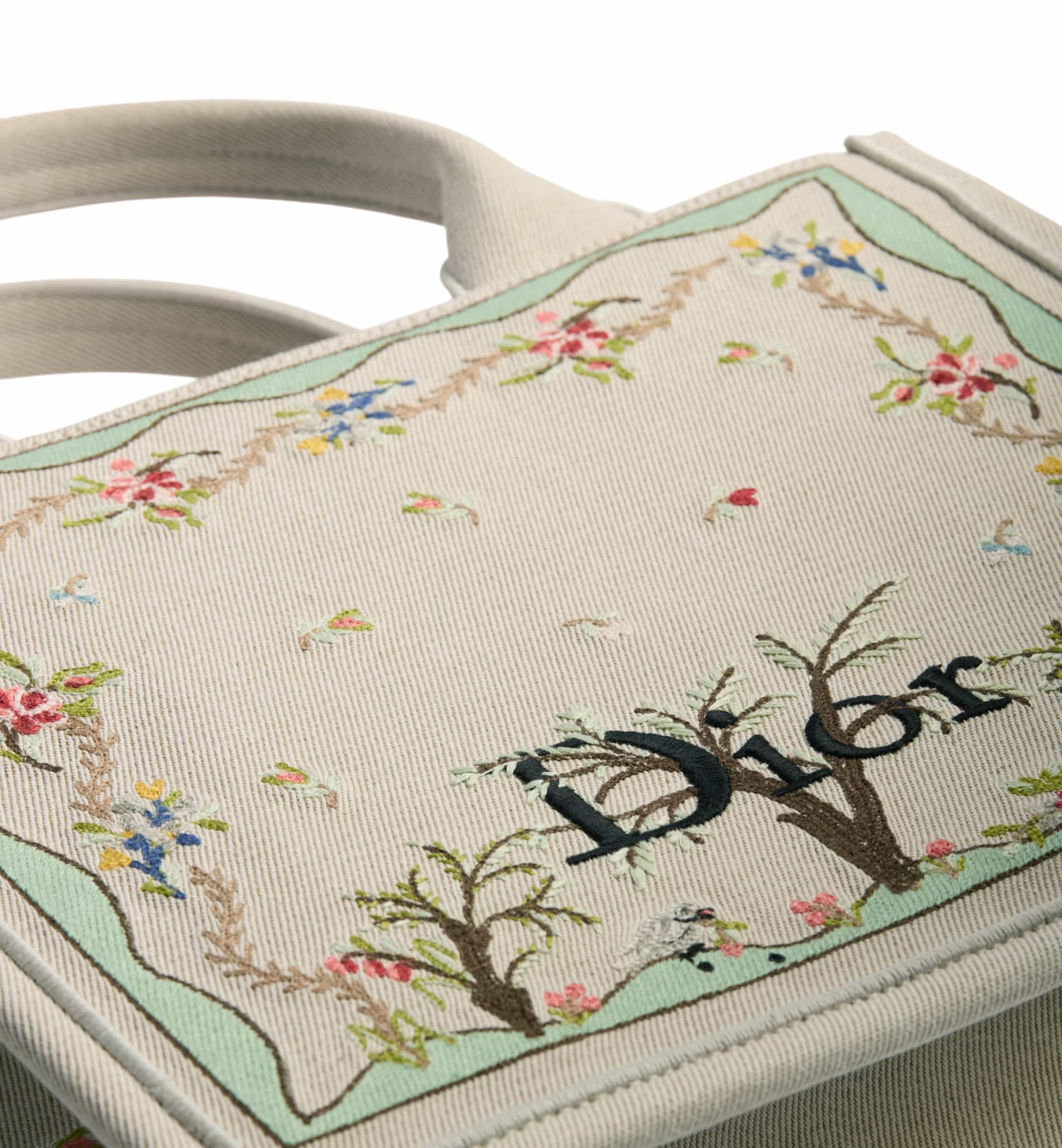 Túi Dior Dioramour Small Dior Book Tote with Strap White Multicolor Revolution Flowers Embroidery 5