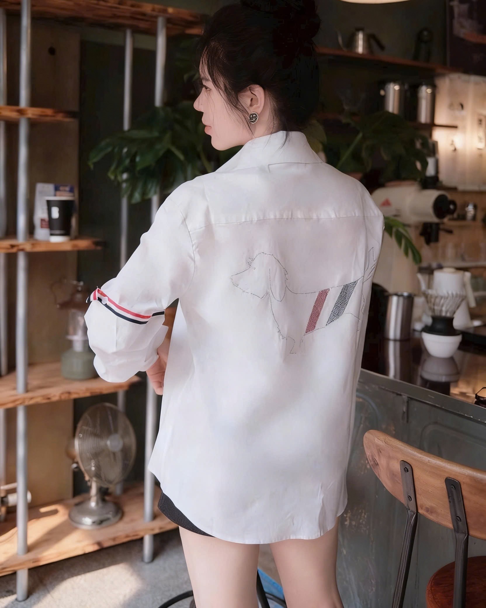 Áo sơ mi Thom Browne đính đá 5