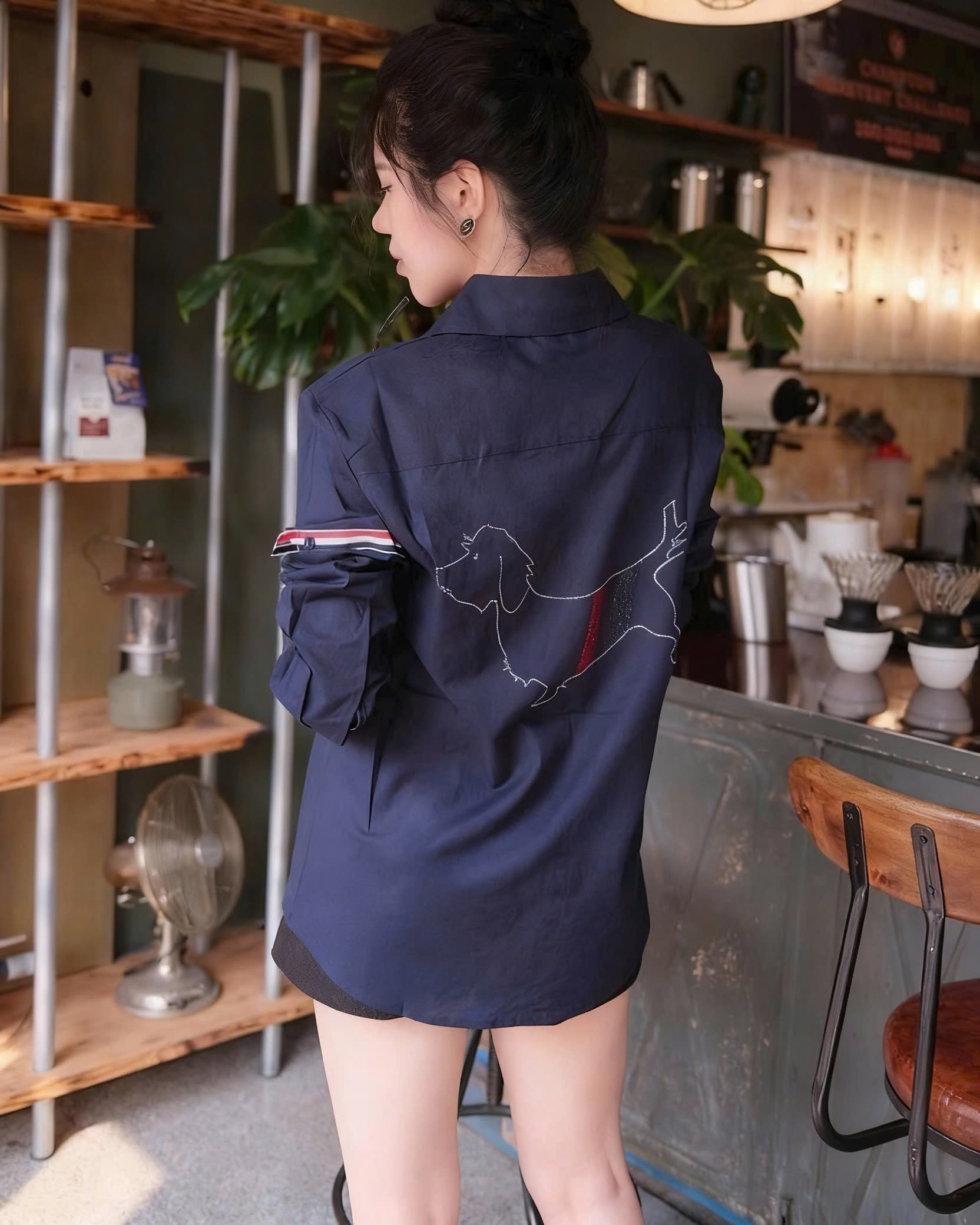 Áo sơ mi Thom Browne đính đá 13