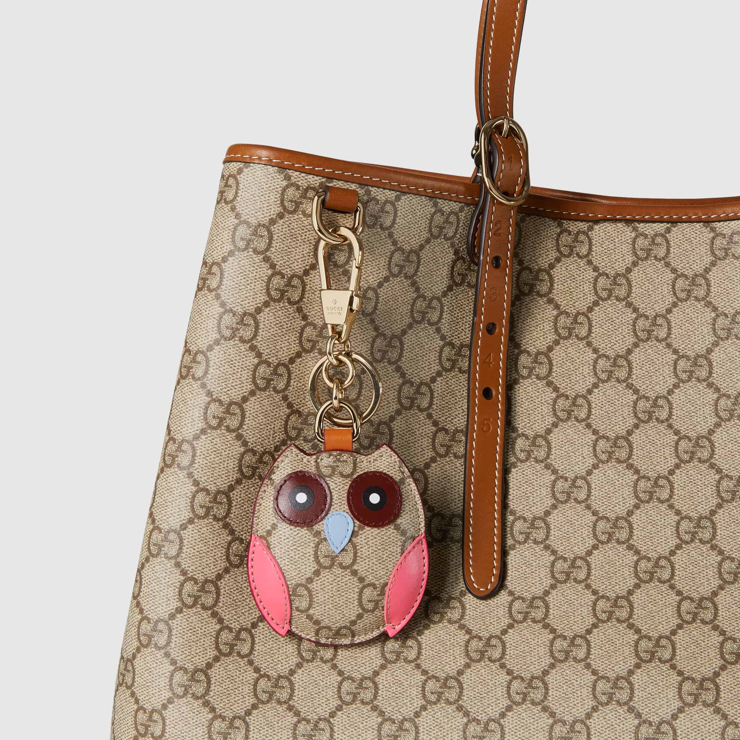 Móc khóa Gucci Owl-Shaped Beige and Dark Brown New GG Monogram Canvas Bag Charm 6