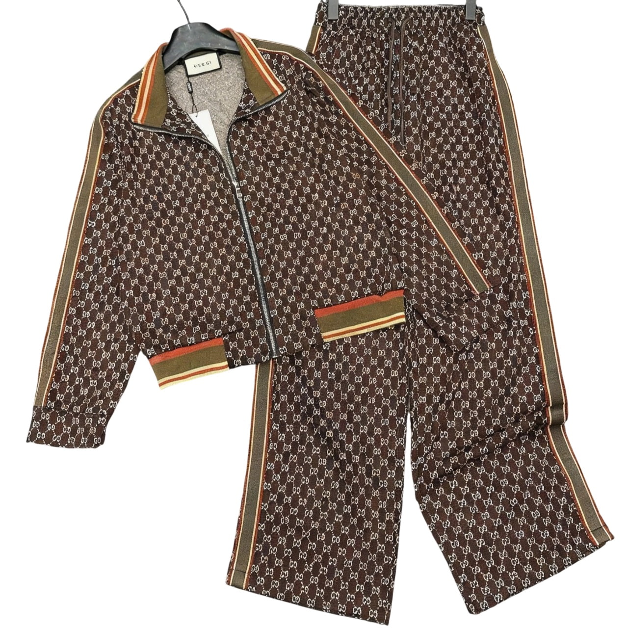 Set bộ nữ nâu họa tiết hãng Gucci 11