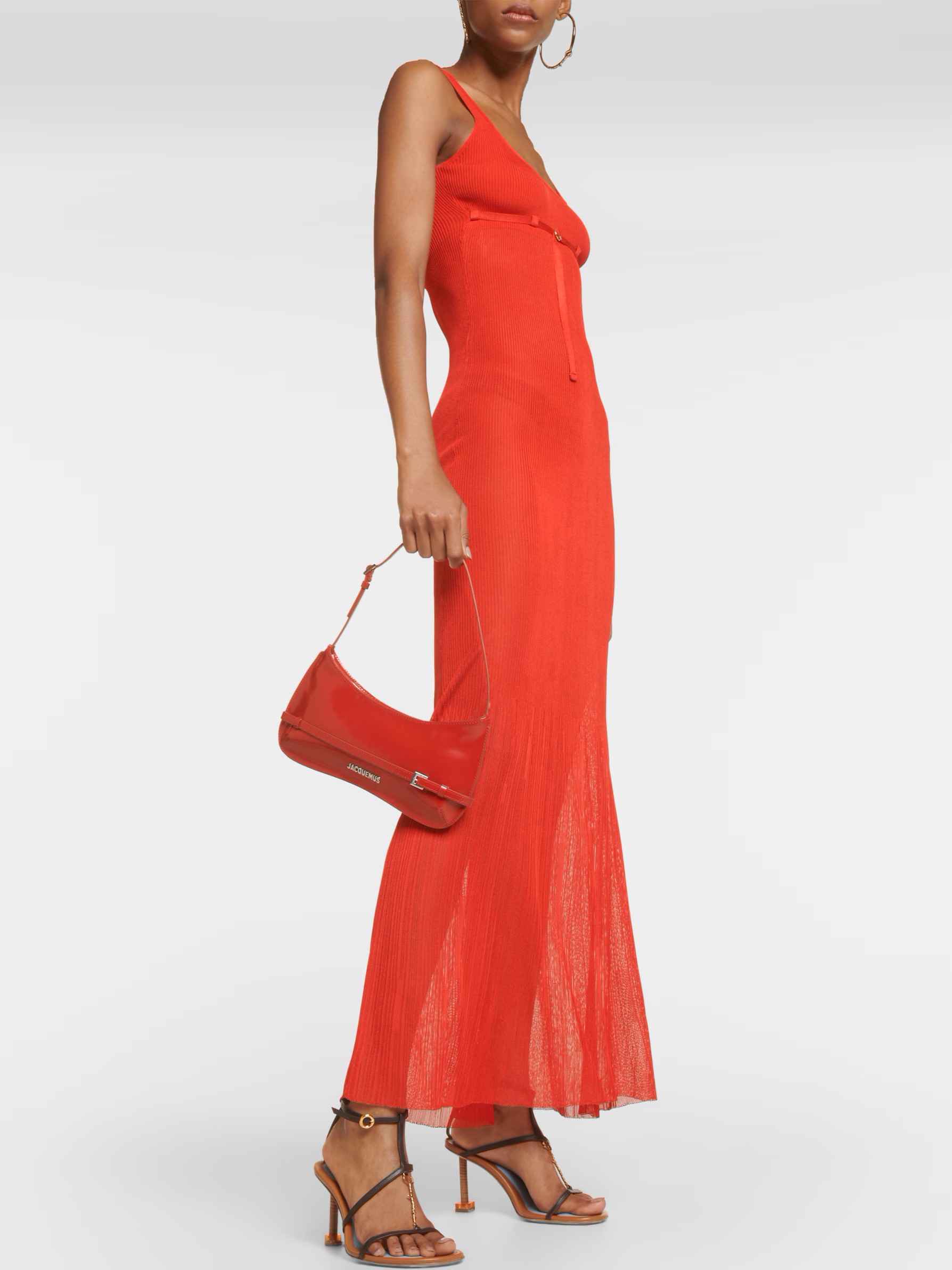 Túi kẹp nách Jacquemus Le Bisou Ceinture Patent Leather Shoulder Bag Red 9