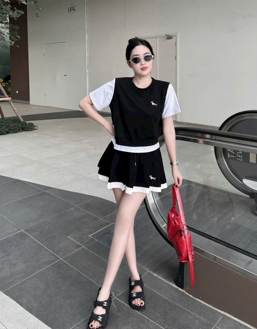 Set Thom Browne áo váy xòe 1