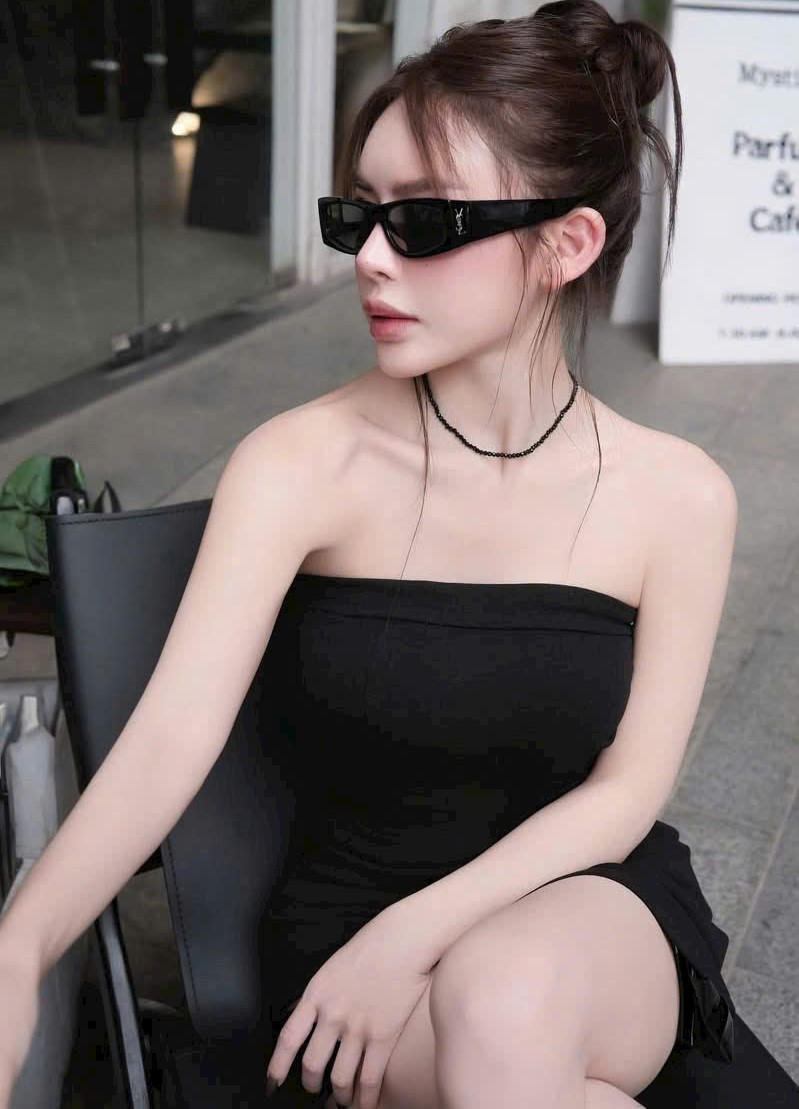 Kính Mát Yves Saint Laurent YSL Rectangular Cassandre-logo Sunglasses SL M140 5