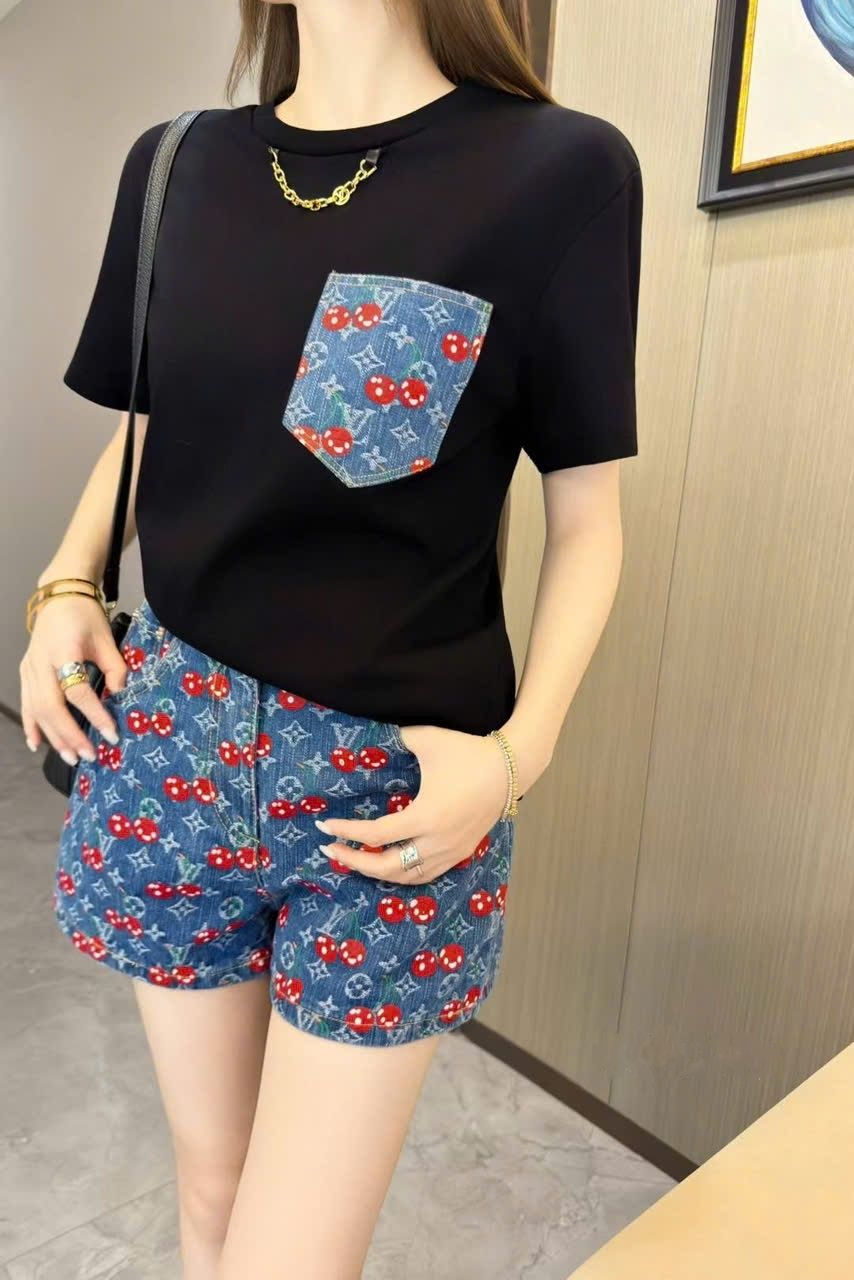 Set full bộ áo thun quần short và quần dài LV họa tiết cherry 8