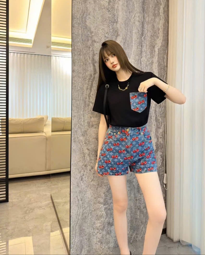 Set full bộ áo thun quần short và quần dài LV họa tiết cherry 9
