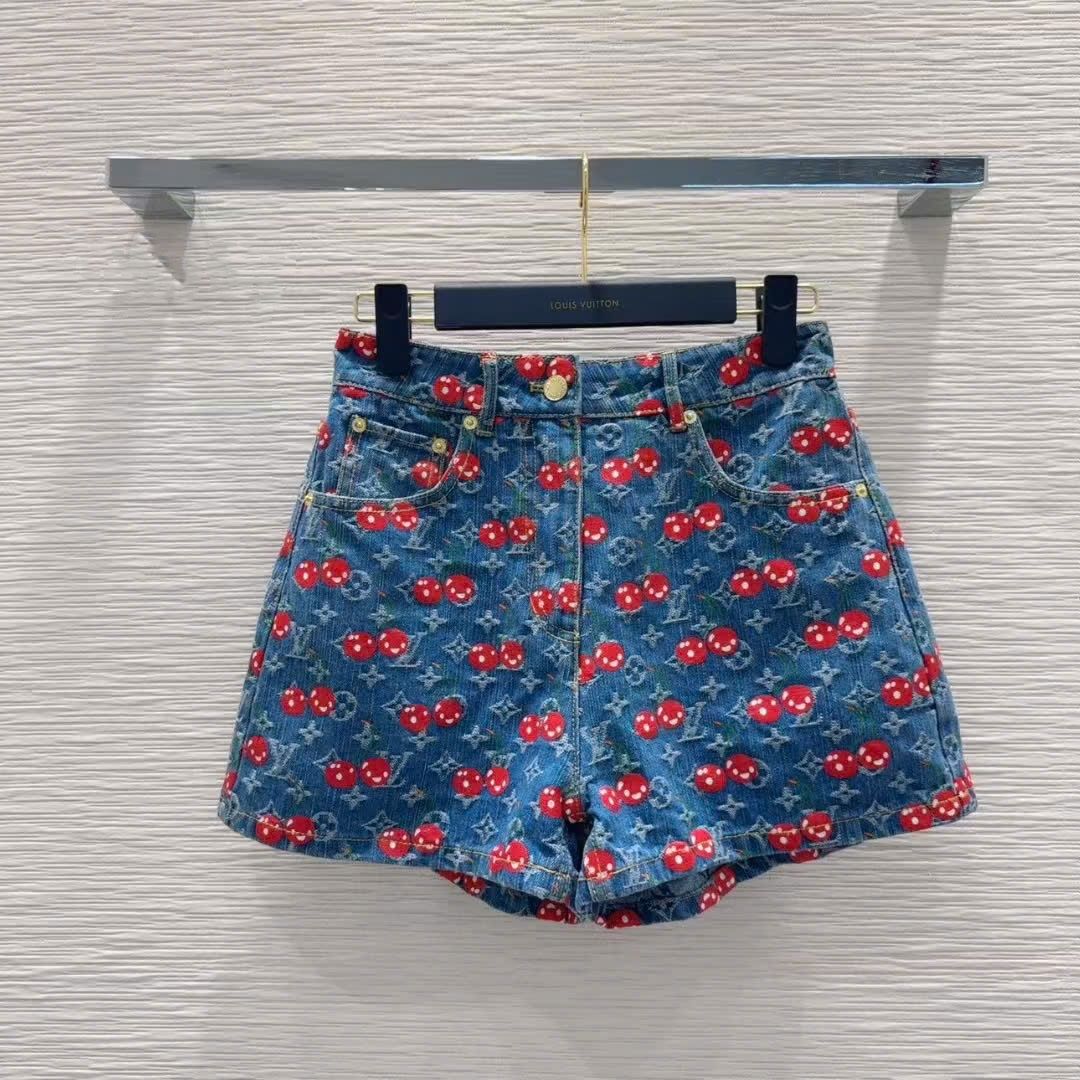 Set full bộ áo thun quần short và quần dài LV họa tiết cherry 11