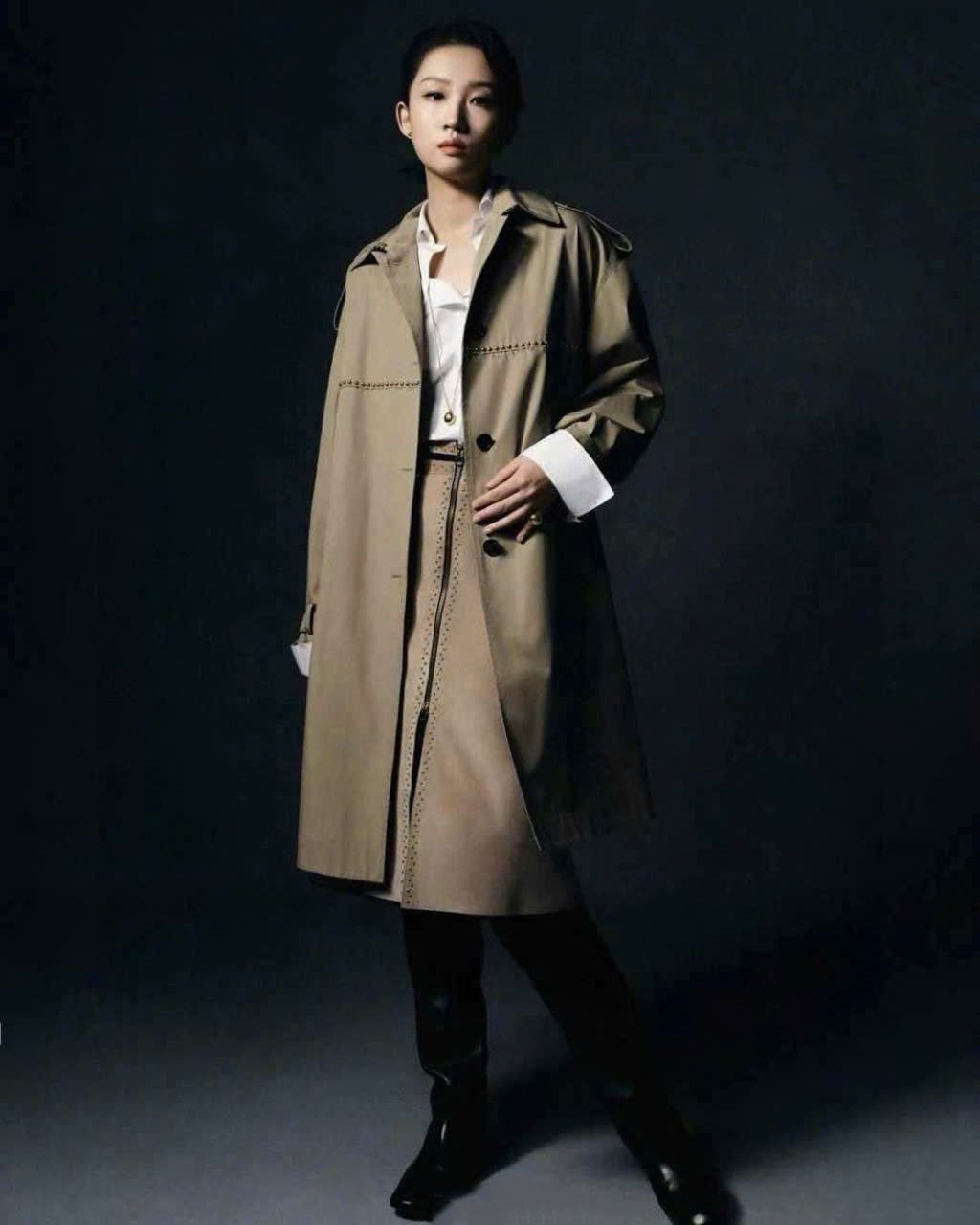 Áo khoác Dior Embroidered Trench Coat Beige Cotton Gabardine and Gold-Finish Studs 8