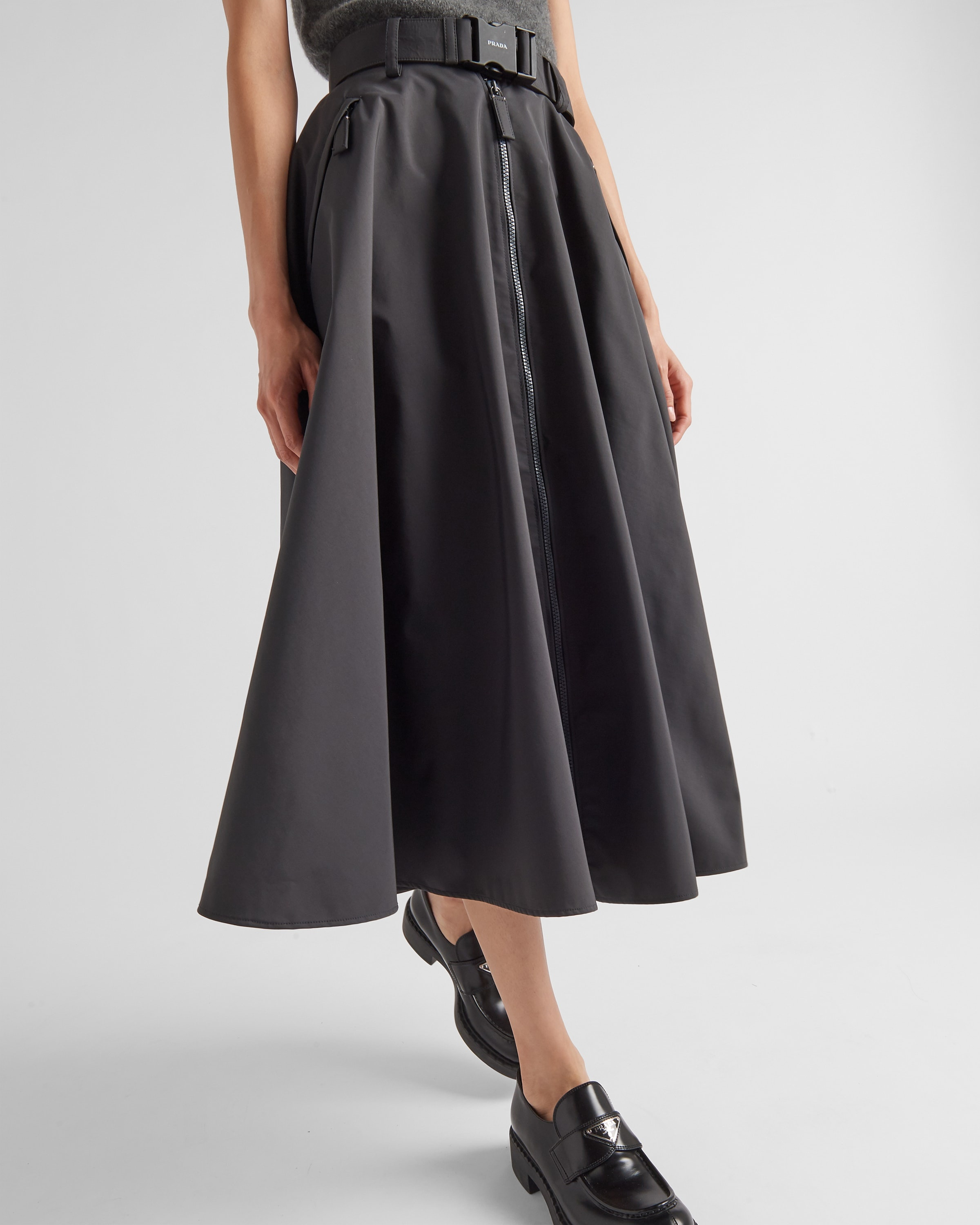 Váy dài Prada Technical Fabric Midi-Skirt 11