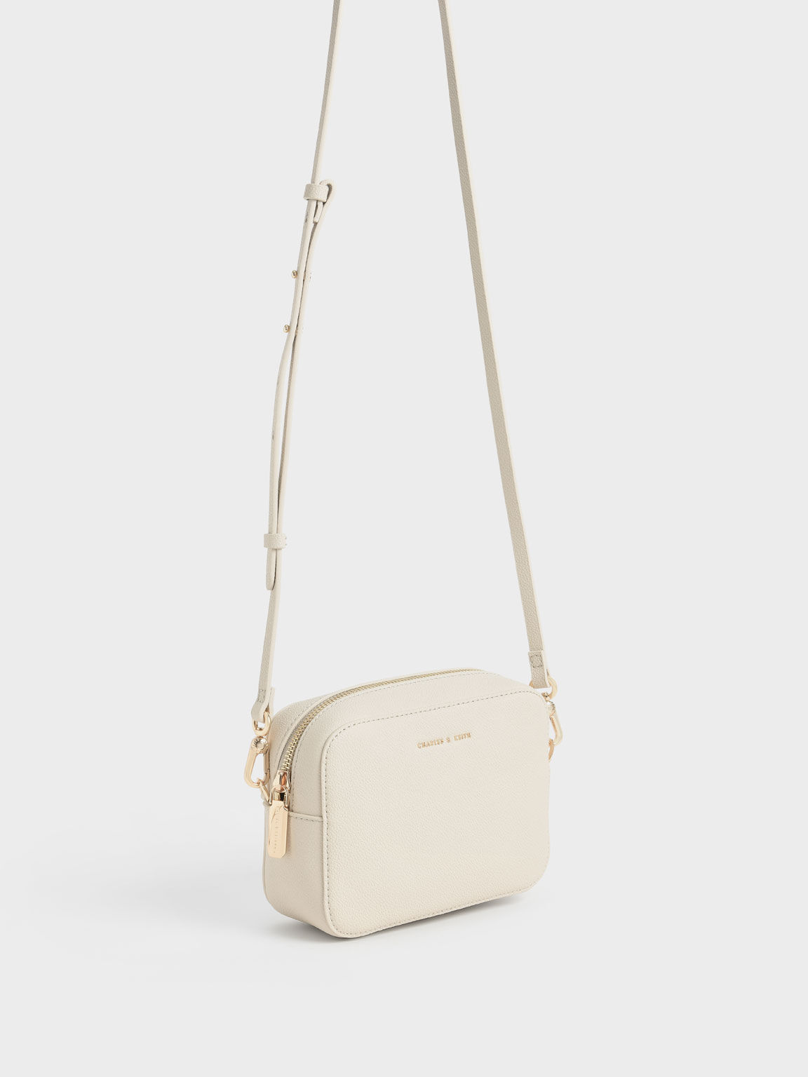 TÚI ĐEO CHÉO CNK CHAIN LINK BOXY CLUTCH 4