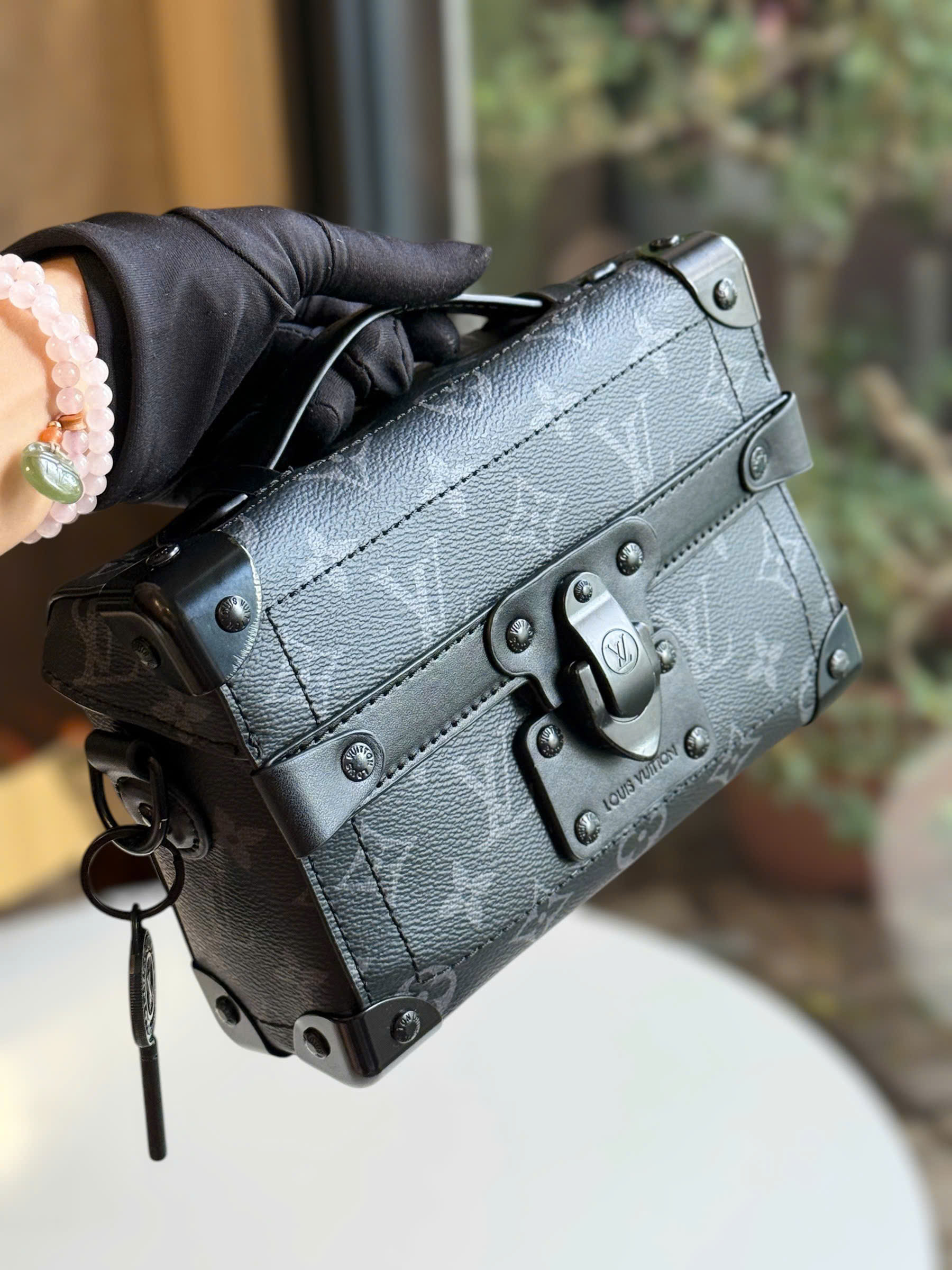 Túi cốp LV Louis Vuitton Soul Trunk Monogram Eclipse Canvas M11743 4