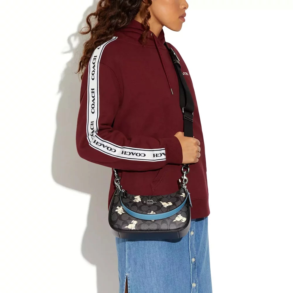 Túi Coach Teri Shoulder Bag in Signature Canvas With Happy Dog Print CC775 3