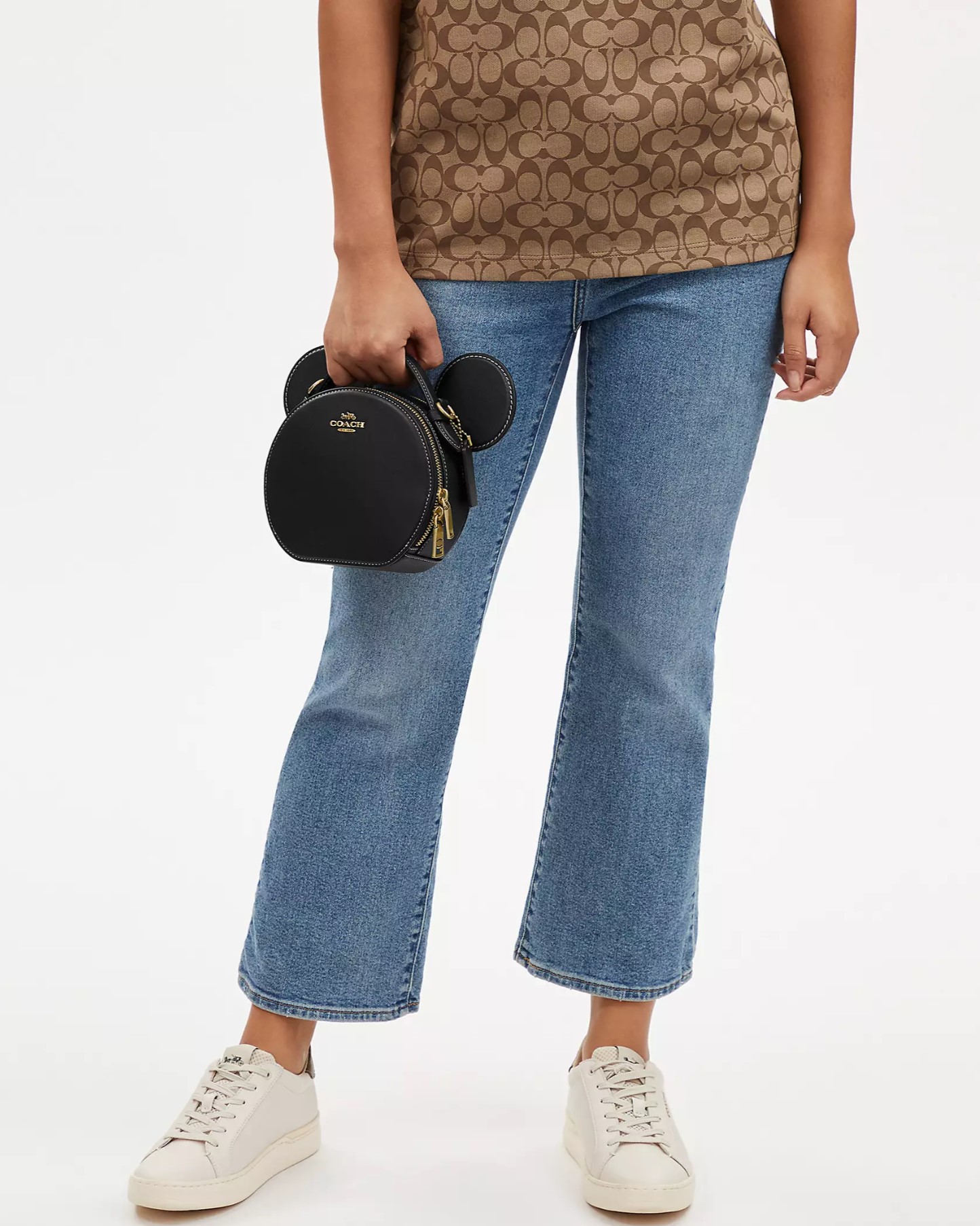 Túi Disney X Coach Mickey Mouse Ear Bag Black CM194 5