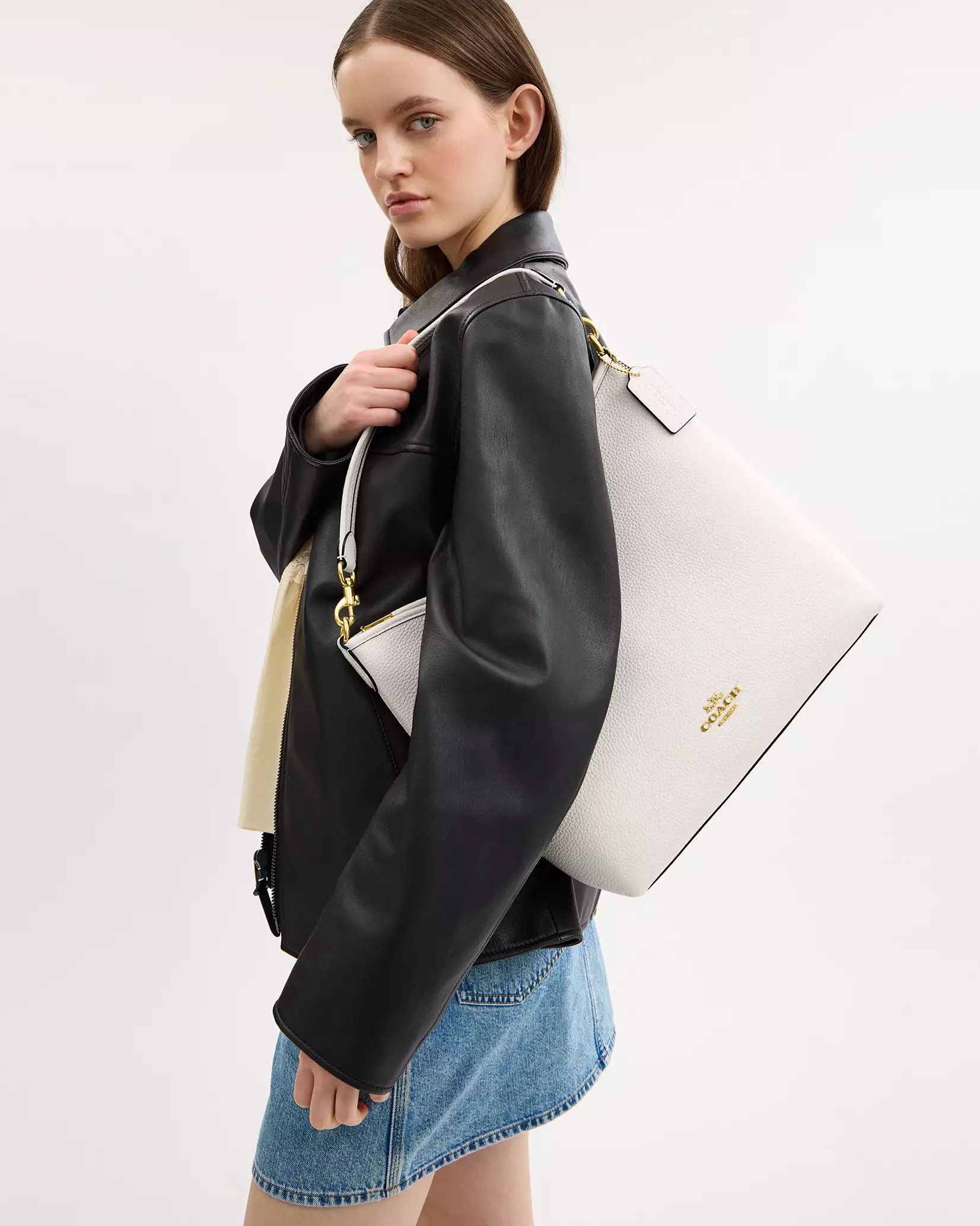 Túi Coach Laurel Large Shoulder Bag Chalk CY684 9