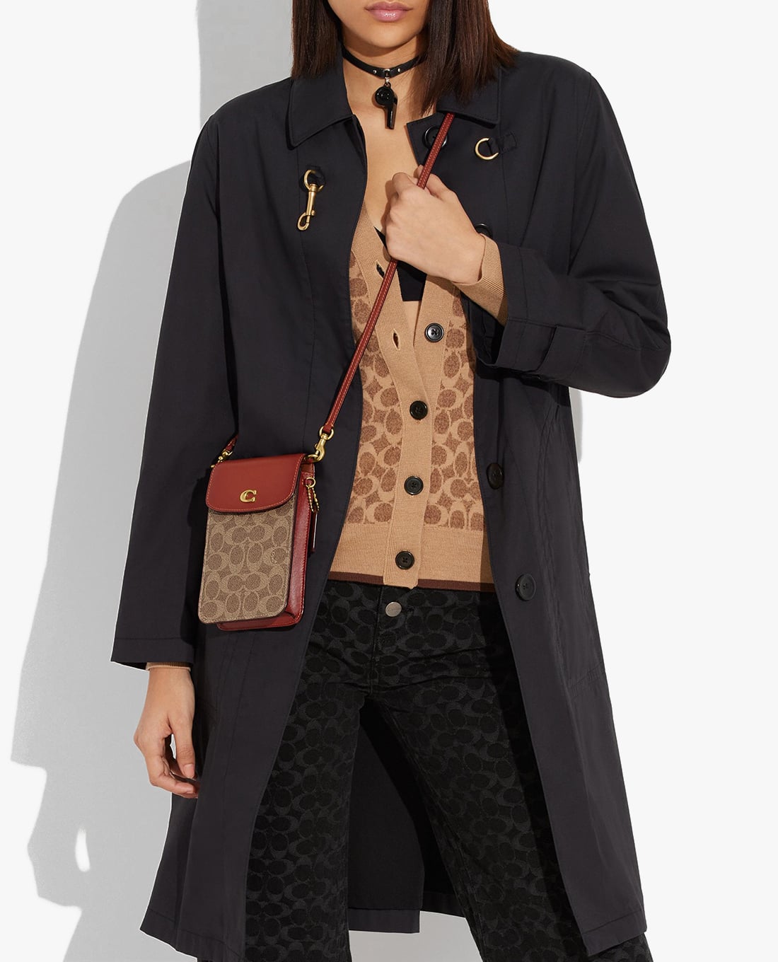 Túi điện thoại Coach Phone Crossbody In Signature Canvas CJ355 6