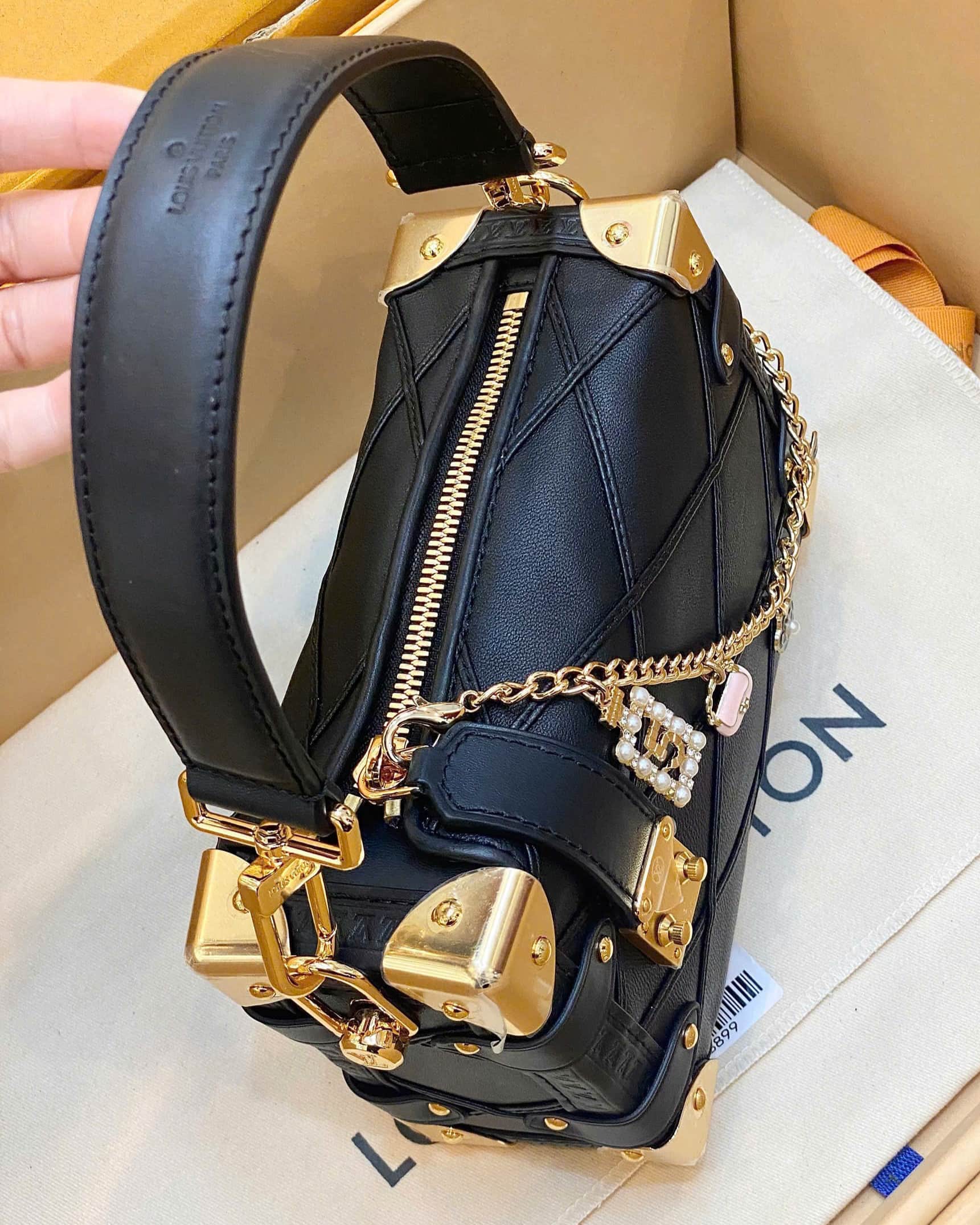 Túi Louis Vuitton Side Trunk PM Malletage Black M83030 3
