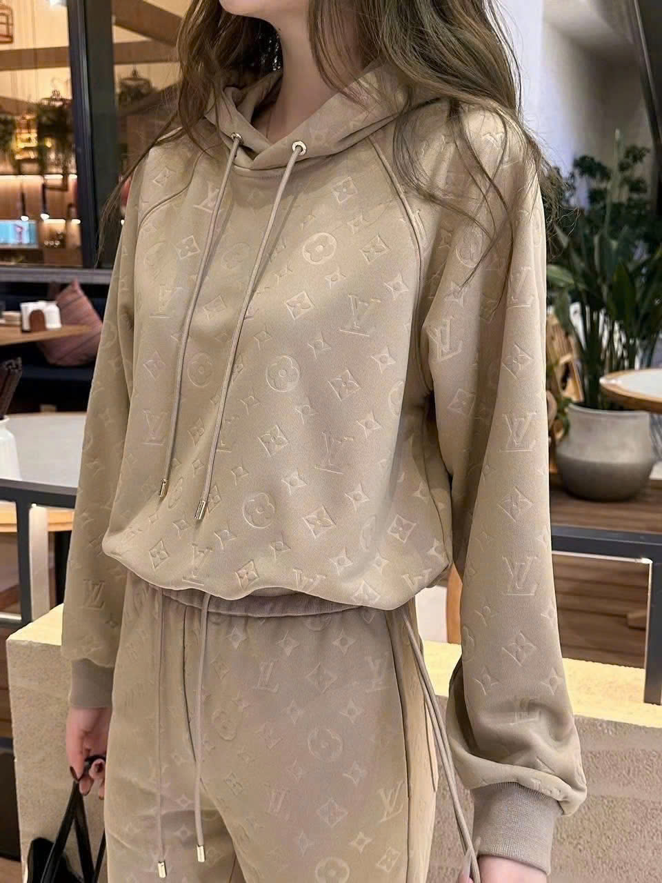 Set áo có nón quần dài bo chun LV 3