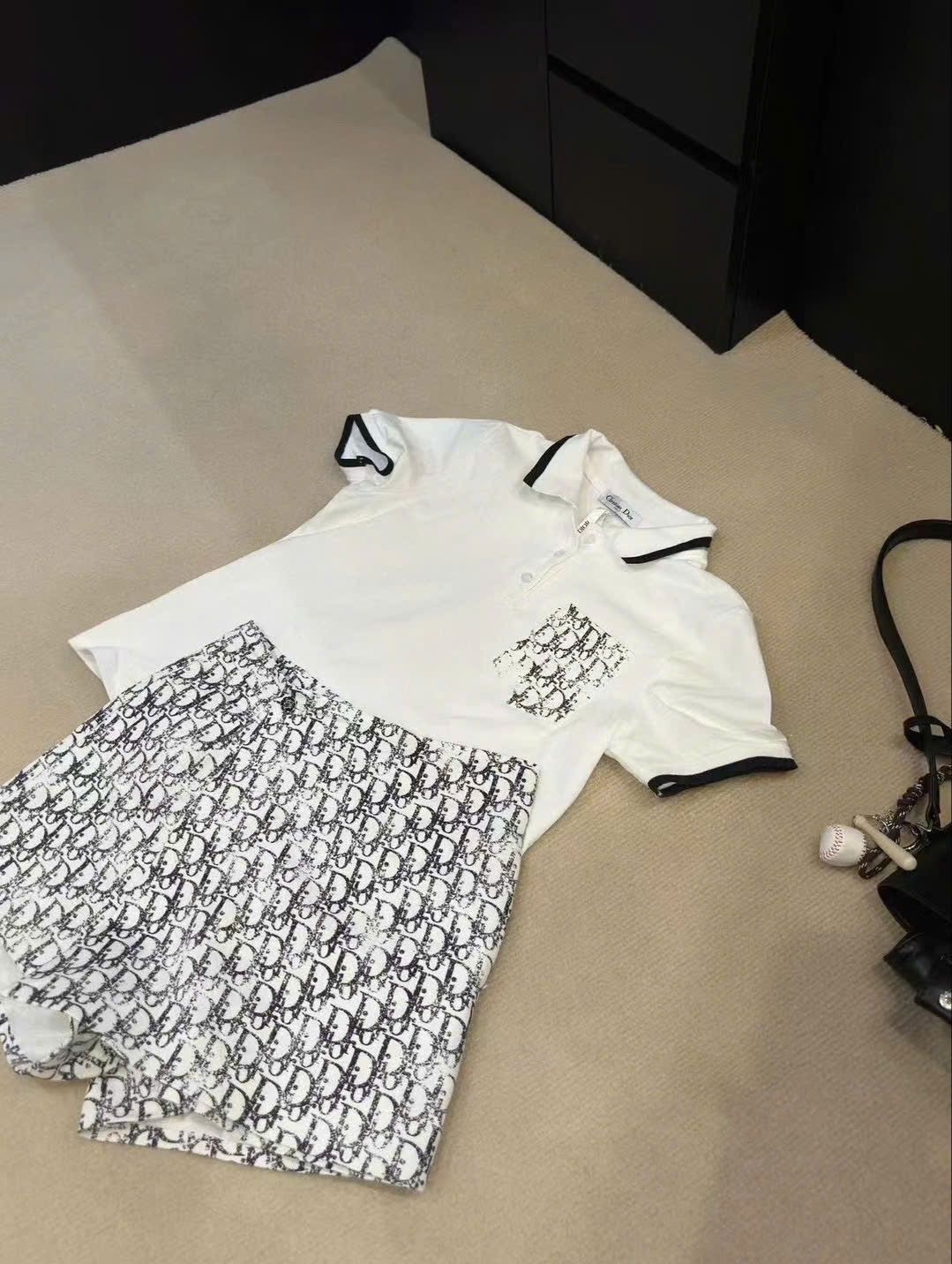 Set áo và váy quần Dior 6