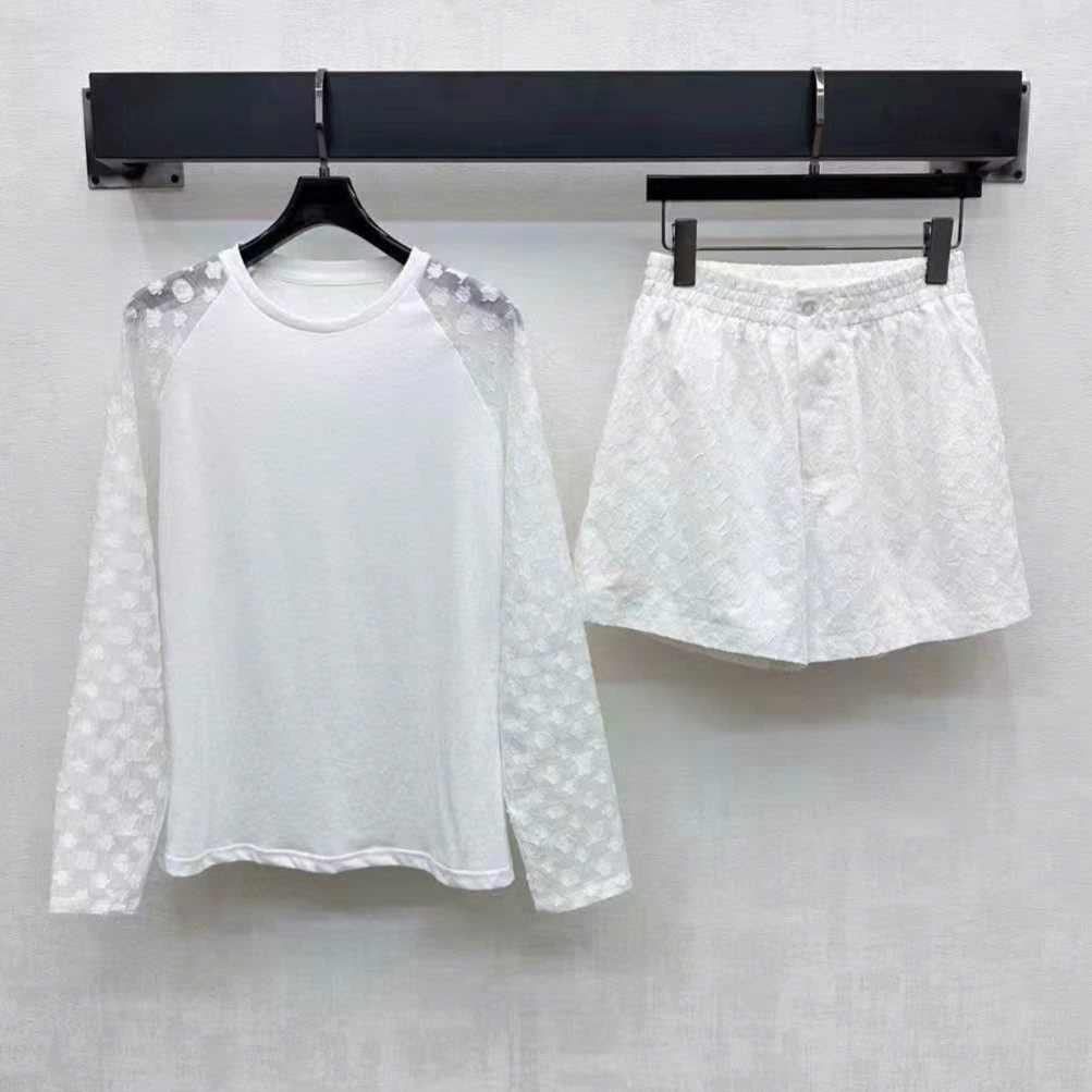 Set áo quần thun phối ren trắng LV 5