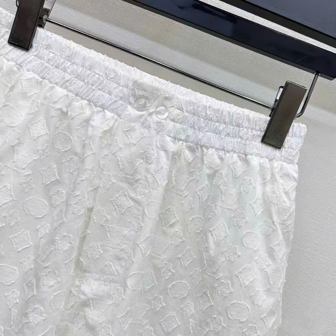 Set áo quần thun phối ren trắng LV 8
