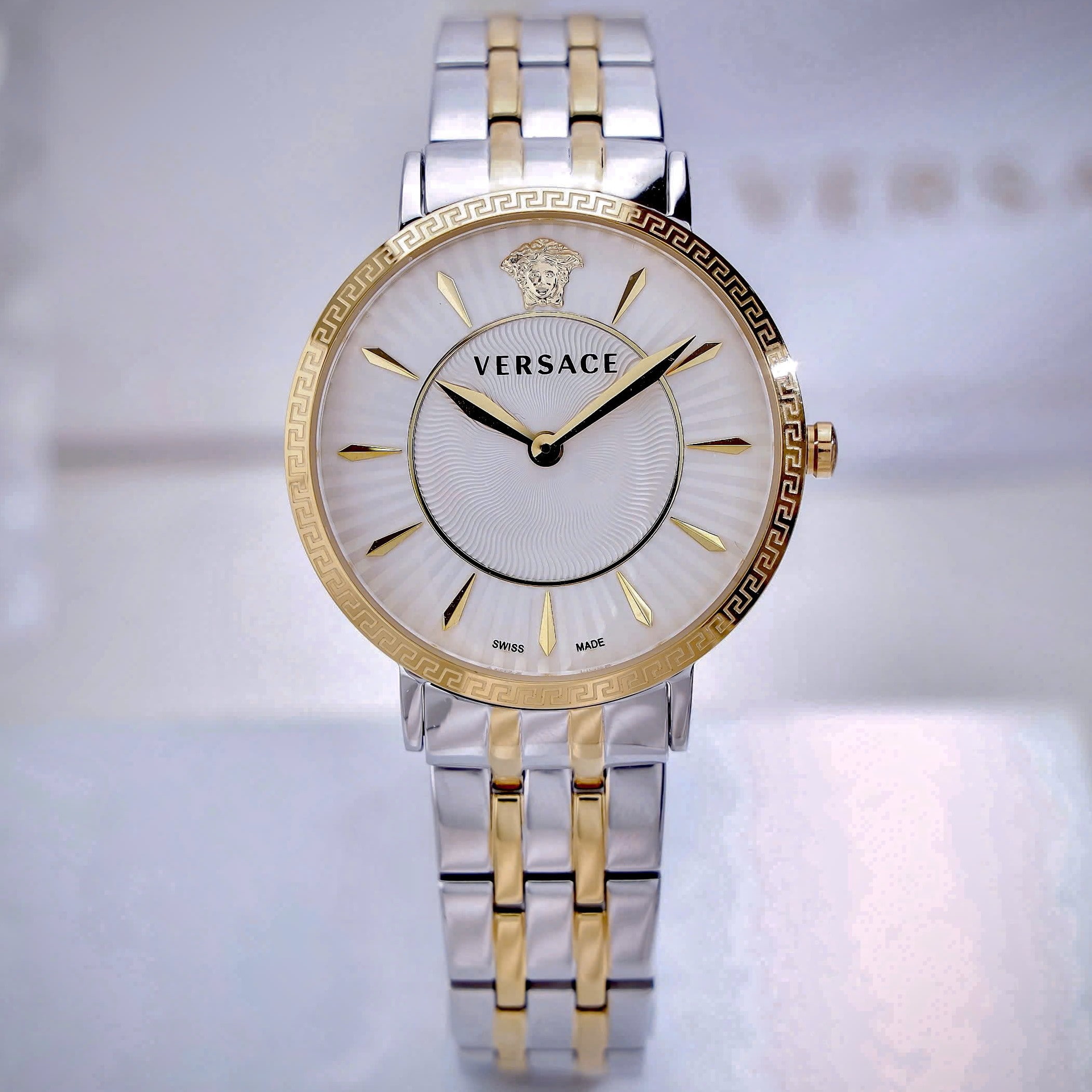 Đồng hồ nữ Versace V-Eternal Lady Watch VEJL00622 5
