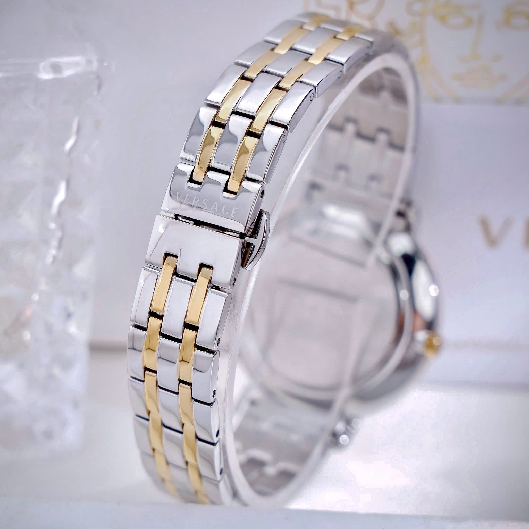 Đồng hồ nữ Versace V-Eternal Lady Watch VEJL00622 8
