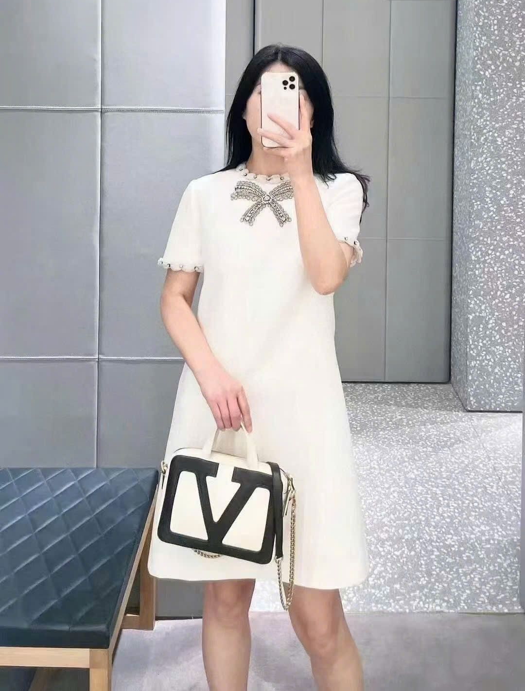 Đầm Valentino Embroidered Crepe Couture Short Dress Ivory 4