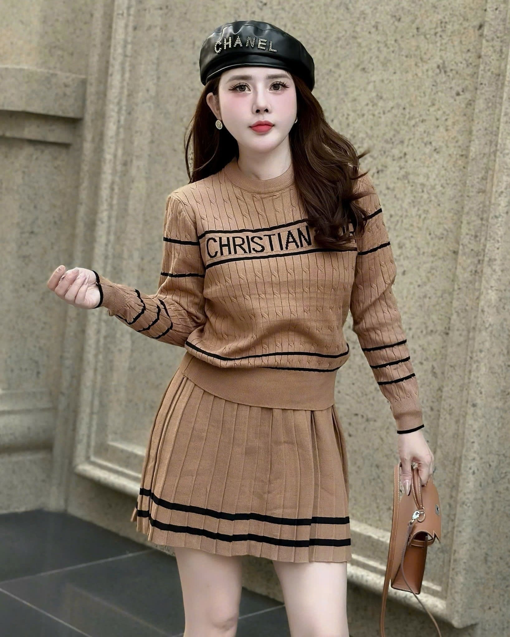 Set bộ len áo tay dài váy ngắn xòe Dior 7