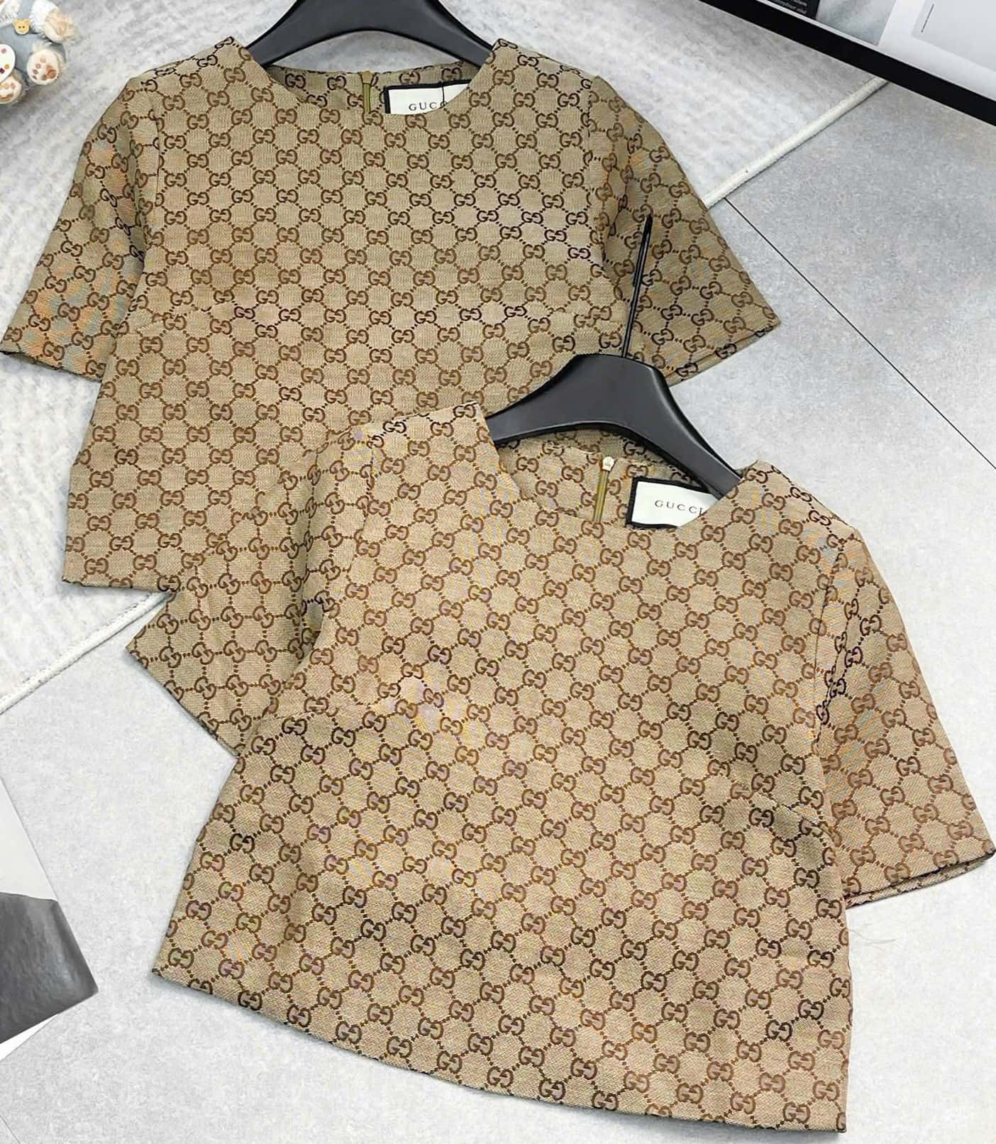Set áo ngắn chân váy ôm dáng dài nâu Gucci 7