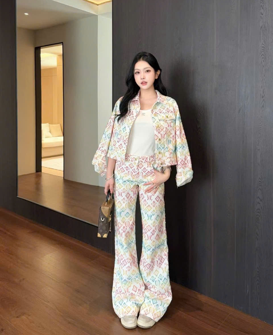 Set full áo quần dài và váy ngắn LV màu loang 4