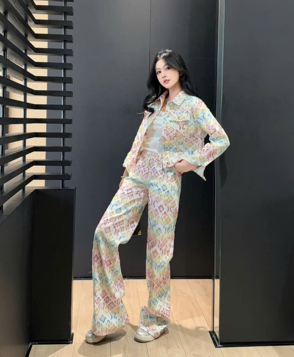 Set full áo quần dài và váy ngắn LV màu loang 6