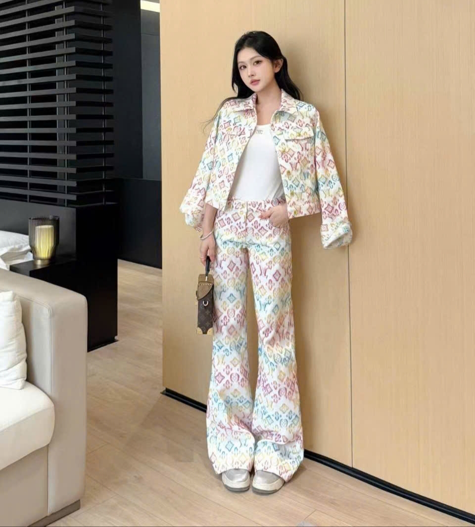 Set full áo quần dài và váy ngắn LV màu loang 8