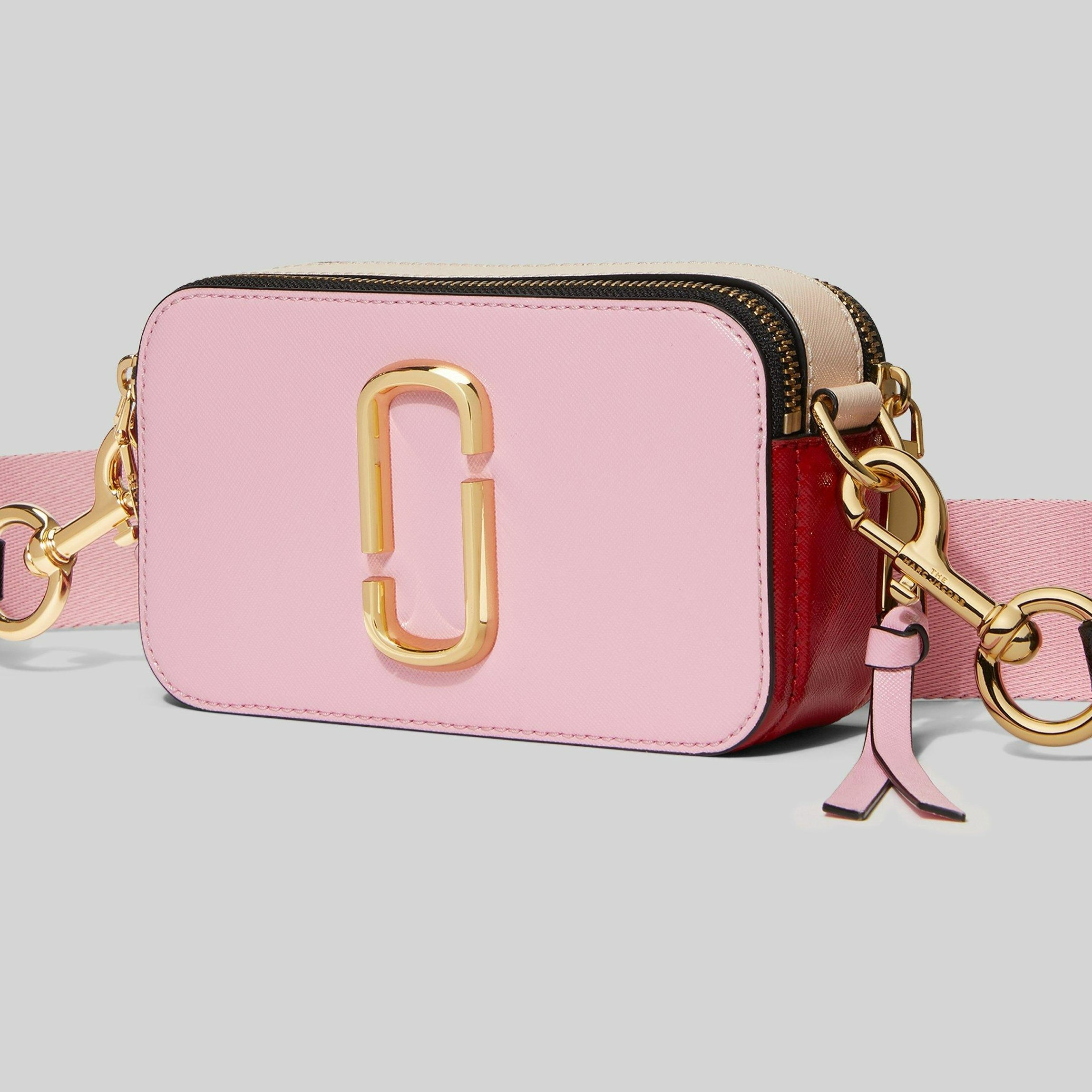 Túi xách nữ Marc Jacobs màu hồng | The Snapshot bag in New Baby Pink color 1