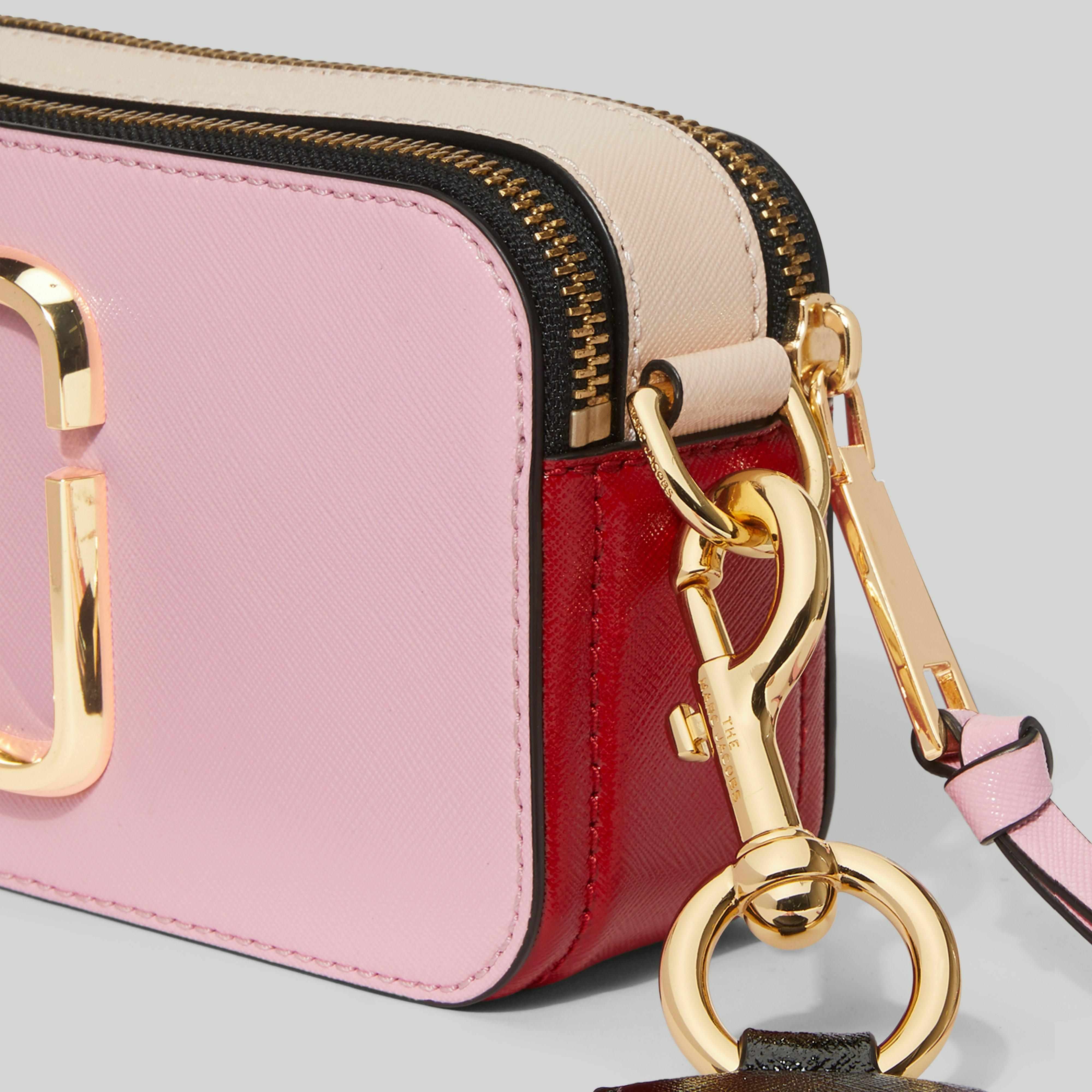 Túi xách nữ Marc Jacobs màu hồng | The Snapshot bag in New Baby Pink color 2