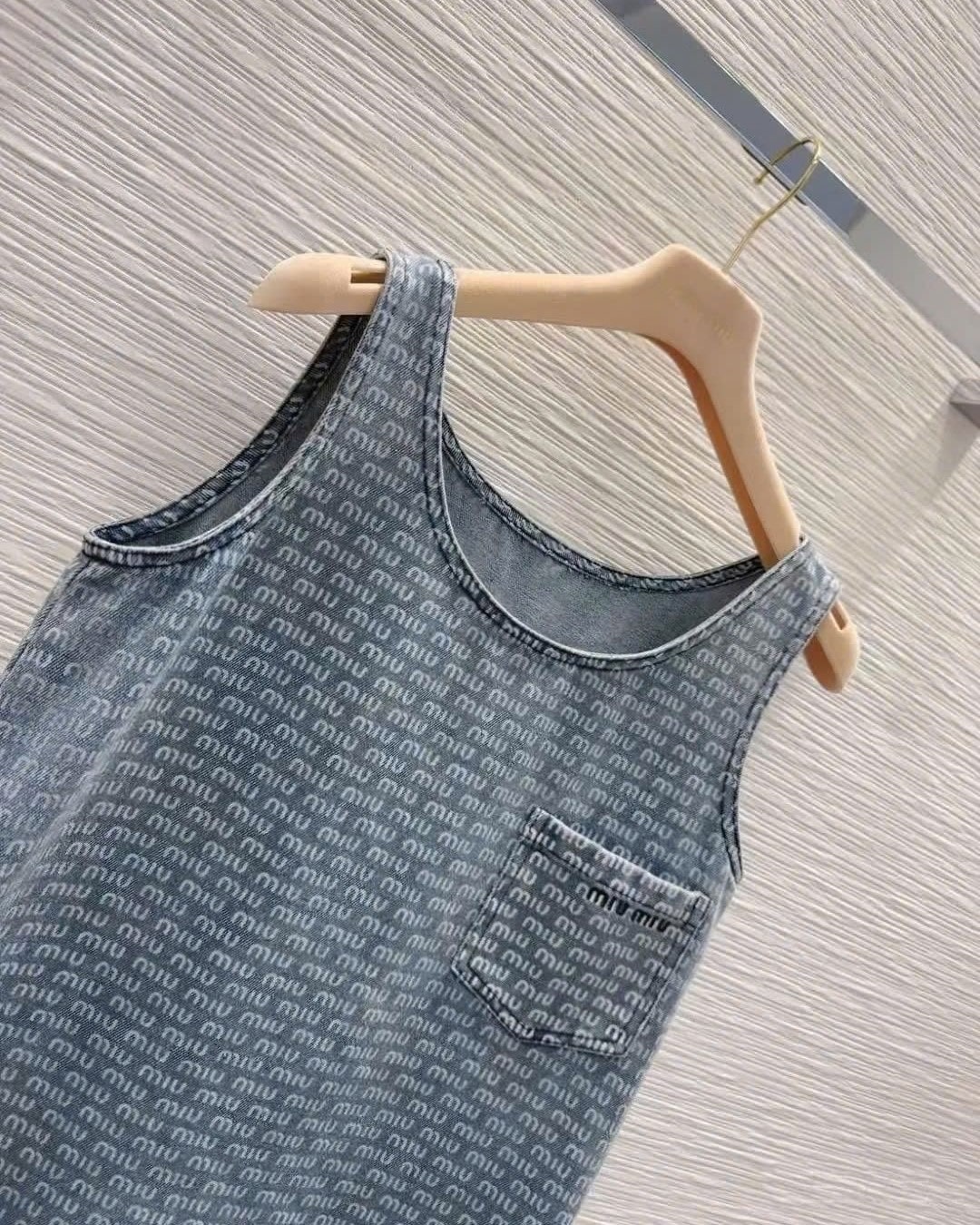 Áo đầm ba lỗ Miu Miu 7