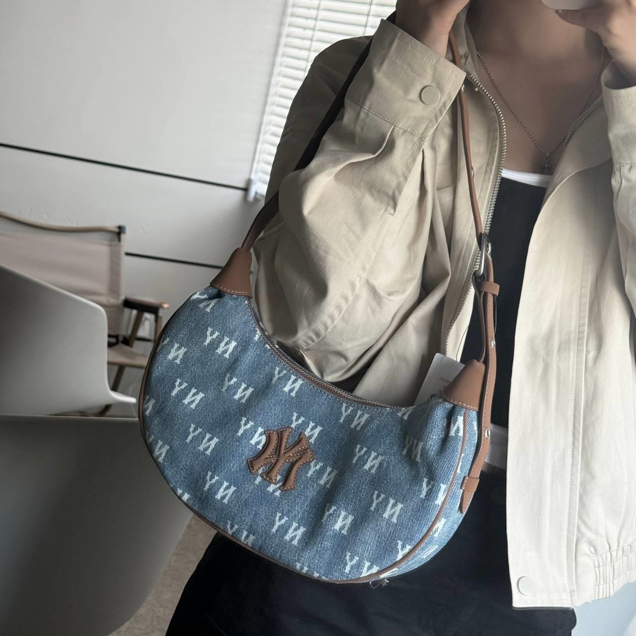 Túi MLB Classic Monogram Vintage Denim Hobo Bag New York Yankees Blue 3ABQMV55N-50BLL 1