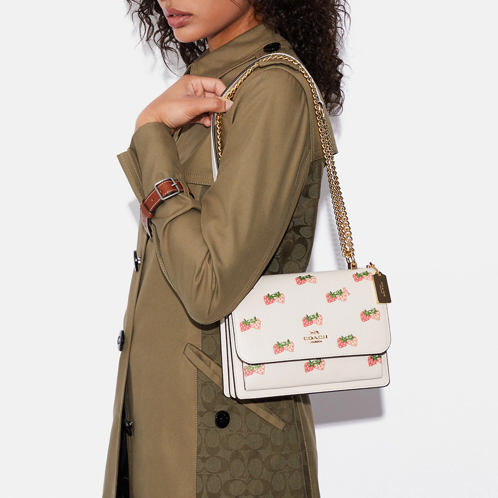 Túi Coach Klare Crossbody Bag With Strawberry Print CB599 5