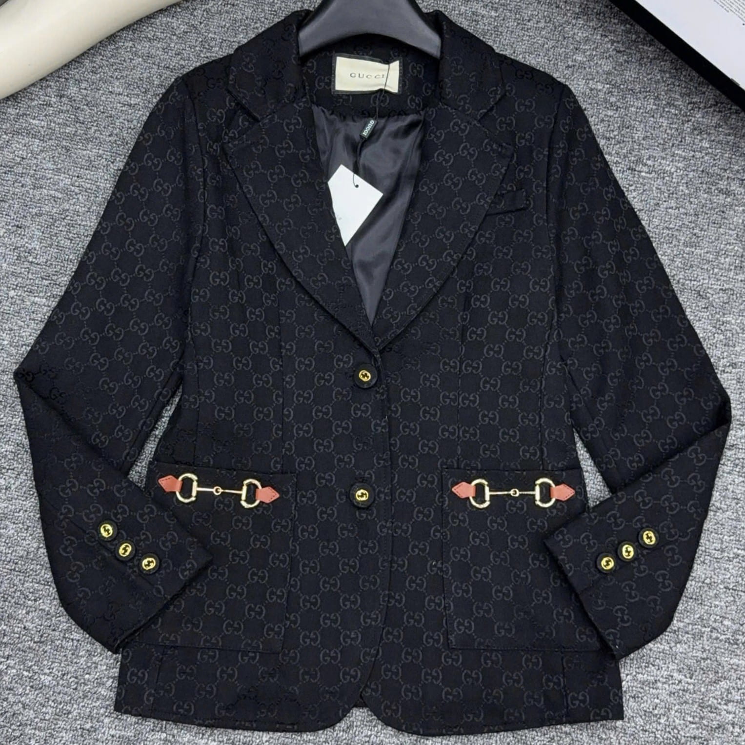 Áo khoác vest vàng đen Gucci 10
