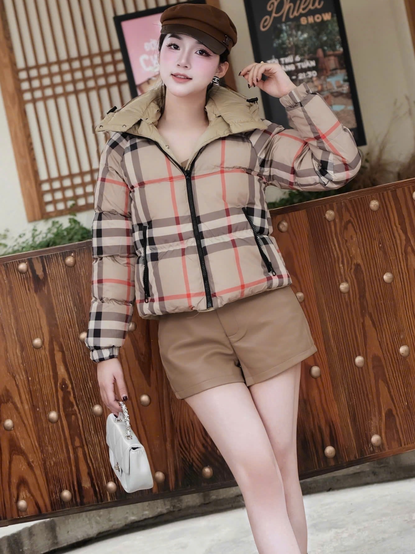 Áo phao hai mặt Burberry 4