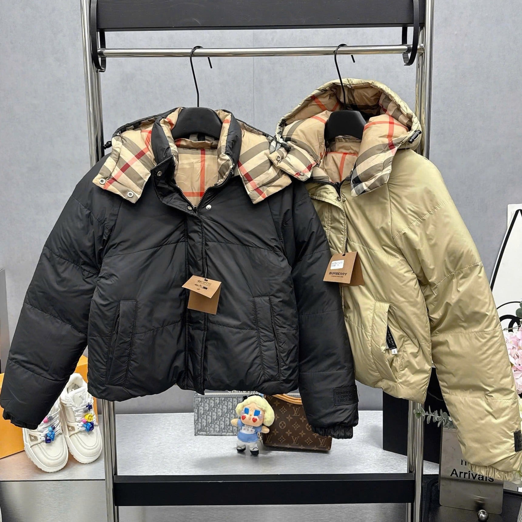 Áo phao hai mặt Burberry 9