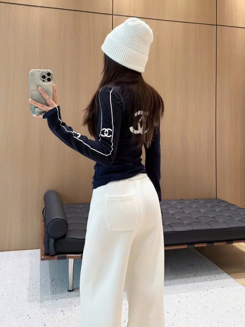 Áo thun Chanel ôm tay dài cổ tròn 7