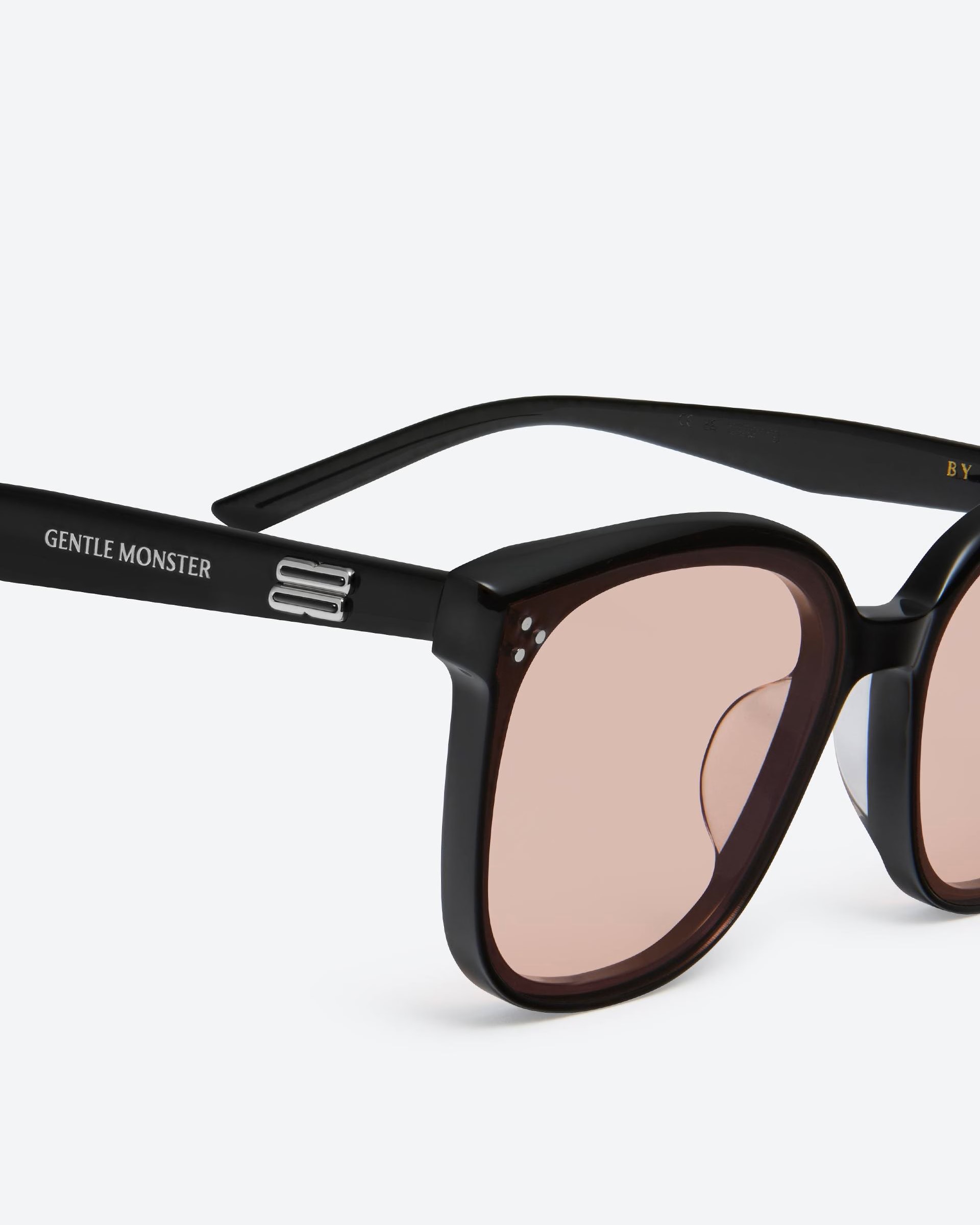 Mắt kính mát Gentle Monster By 01 (OR) Orange Lenses Black Acetate Frame 6